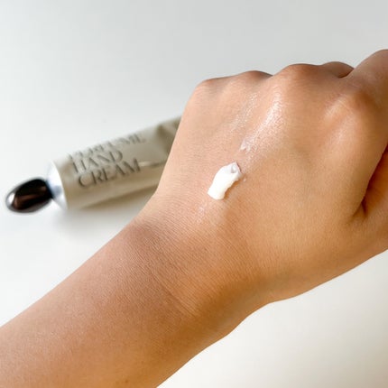 パフューム ハンドクリーム/After blow/ハンドクリームを使ったクチコミ(2枚目)