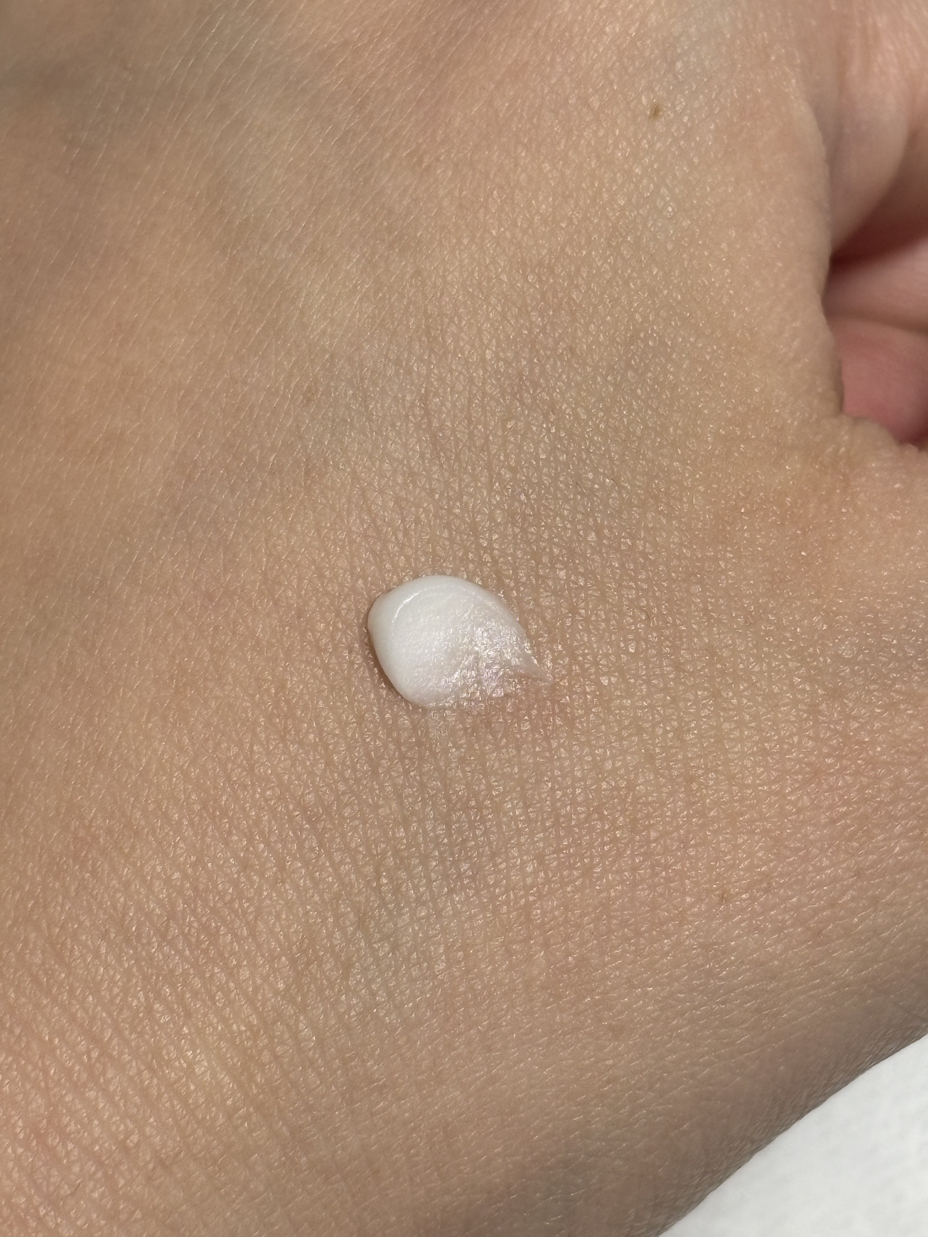 ラスティングマルチアイベース WP/キャンメイク/アイシャドウベースを使ったクチコミ（3枚目）