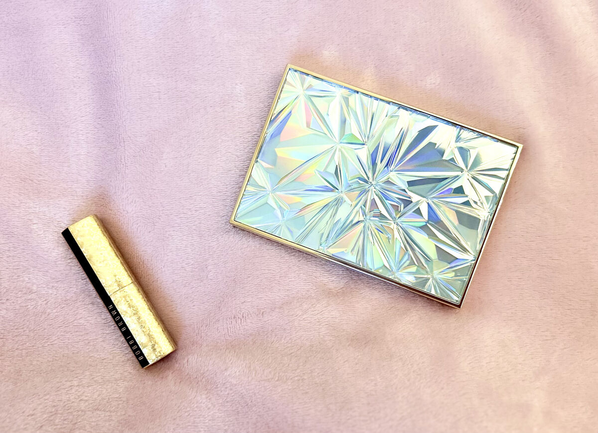 リュクス リップスティック  L801  メトロレッド(限定パッケージ) /BOBBI BROWN/口紅を使ったクチコミ（2枚目）