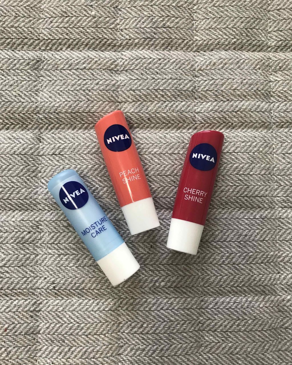 ニベア リップケアシャインシリーズ(韓国限定)/NIVEA(海外)/リップクリームを使ったクチコミ（1枚目）