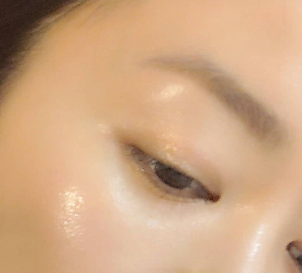 ボーム エサンシエル/CHANEL/スティックハイライトを使ったクチコミ(2枚目)