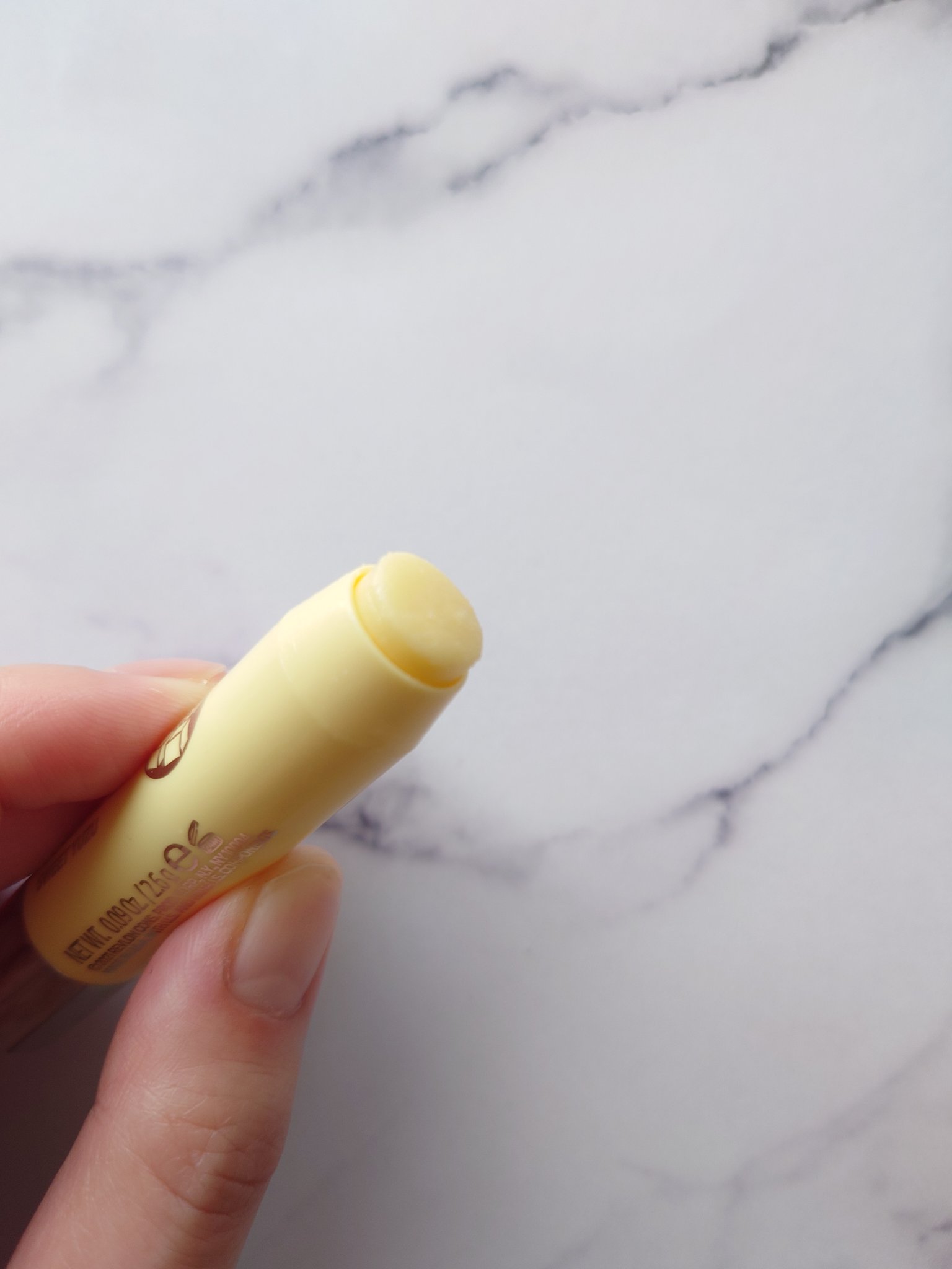 レブロン キス シュガー スクラブ 113 スウィート ユズ/REVLON/リップスクラブを使ったクチコミ（2枚目）