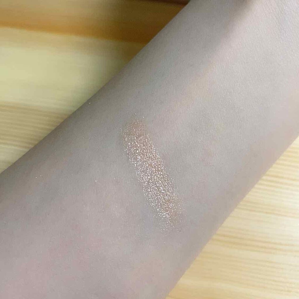 トーン タッチ アイズ/SUQQU/単色アイシャドウを使ったクチコミ（3枚目）