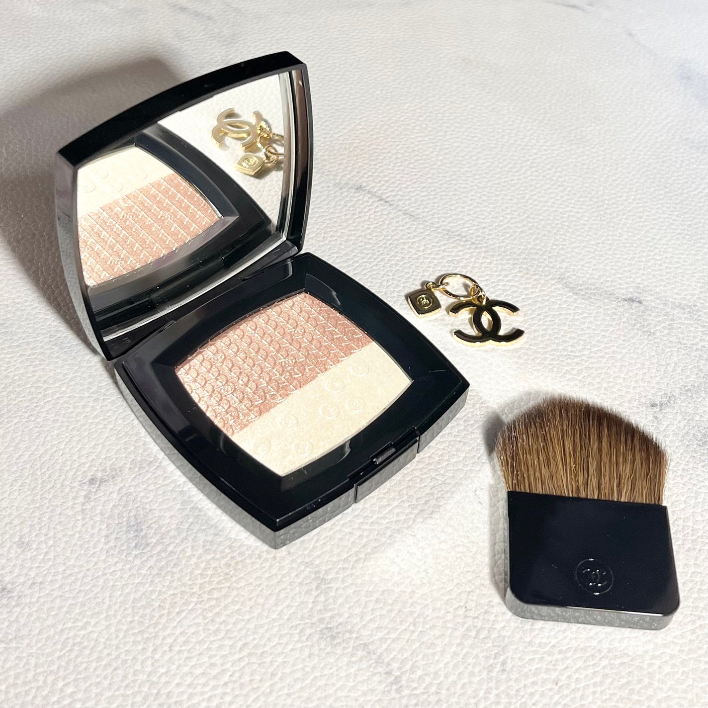 ミコラ3点❣️新品未使用♡CHANELデュオプードルルミエール完売限定品 限定パウダーハイライト】デュオ プードゥル ルミエール|CHANEL