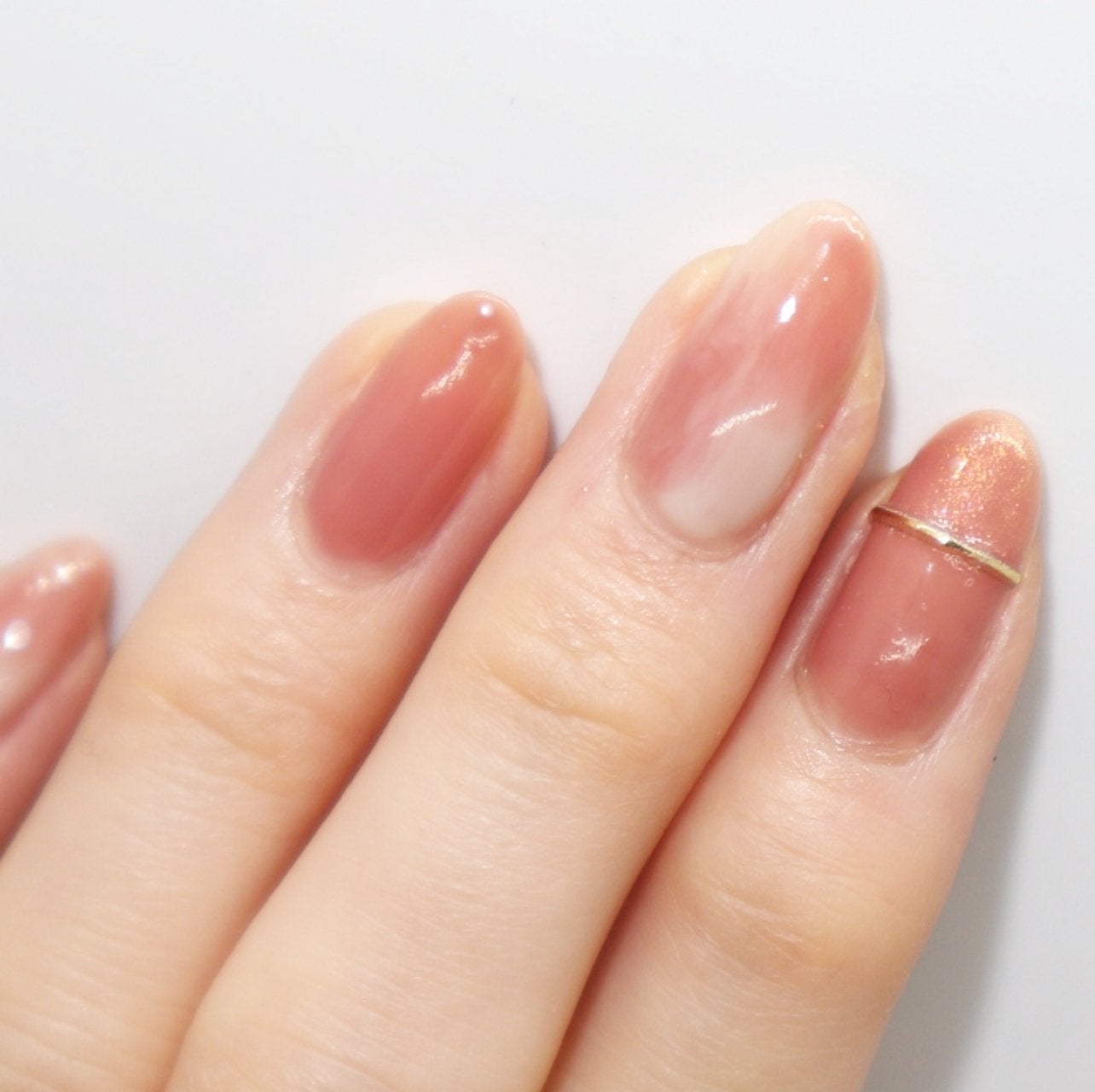 カラフルネイルズ/キャンメイク/マニキュアを使ったクチコミ(3枚目)