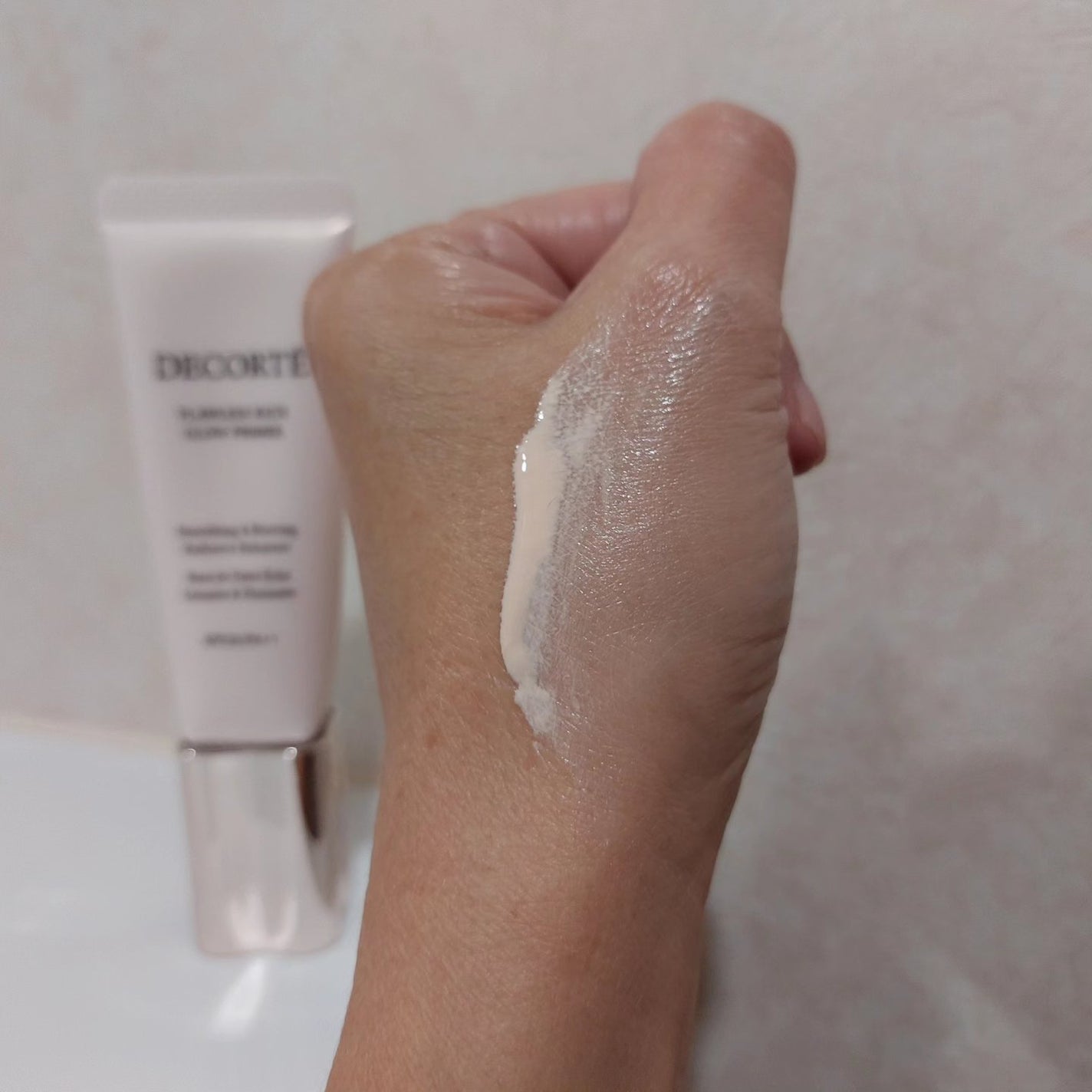 フローレススキン グロウライザー/DECORTÉ/化粧下地を使ったクチコミ(3枚目)