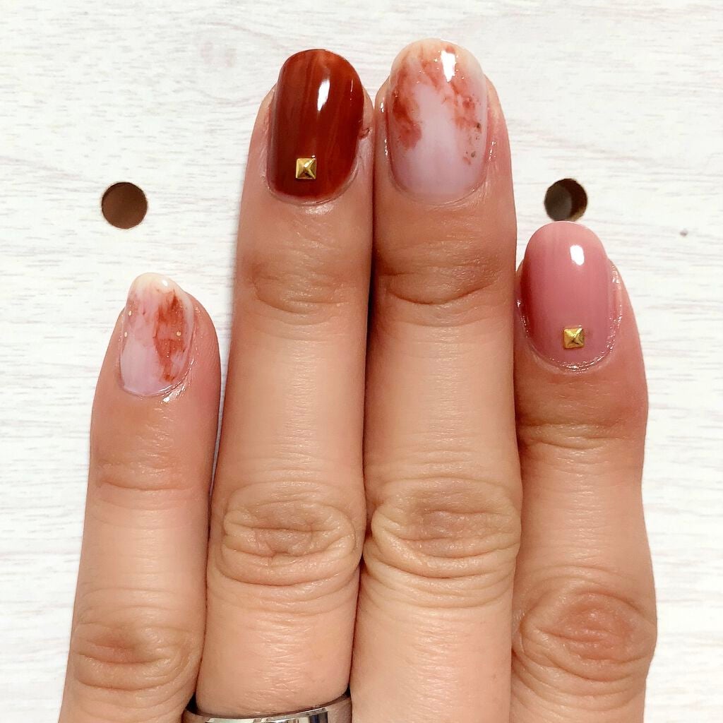 カラフルネイルズ/キャンメイク/マニキュアを使ったクチコミ(5枚目)