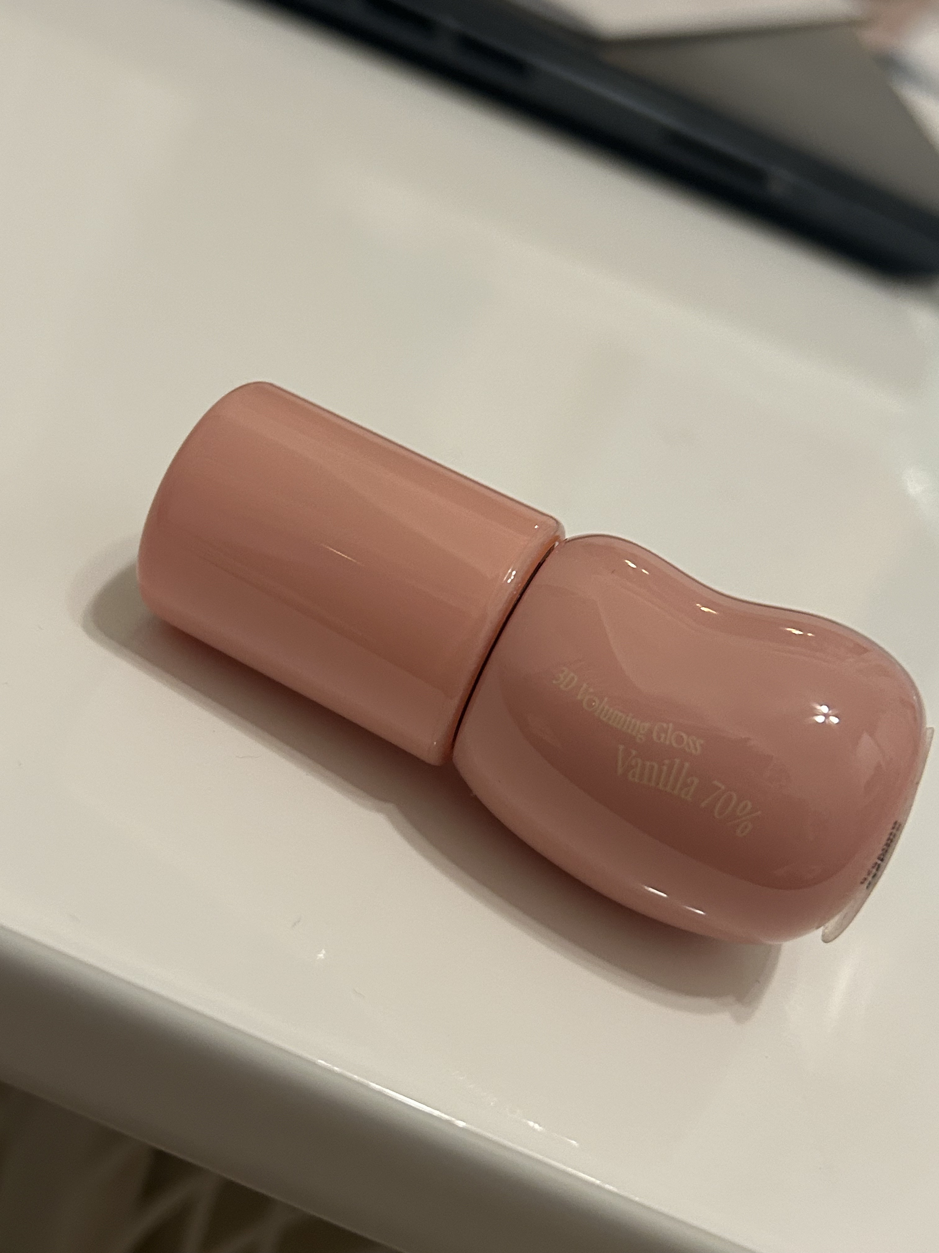 フィー 3Dボリューミンググロス/fwee/リップグロスを使ったクチコミ（2枚目）