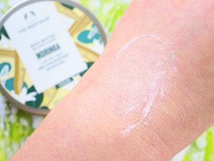 ボディバター モリンガ/THE BODY SHOP/ボディクリームを使ったクチコミ(4枚目)