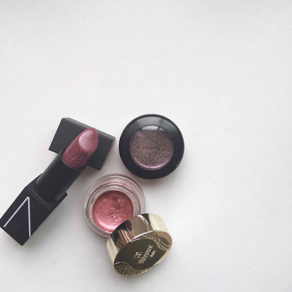 ダズルシャドウ/M・A・C/単色アイシャドウを使ったクチコミ（1枚目）