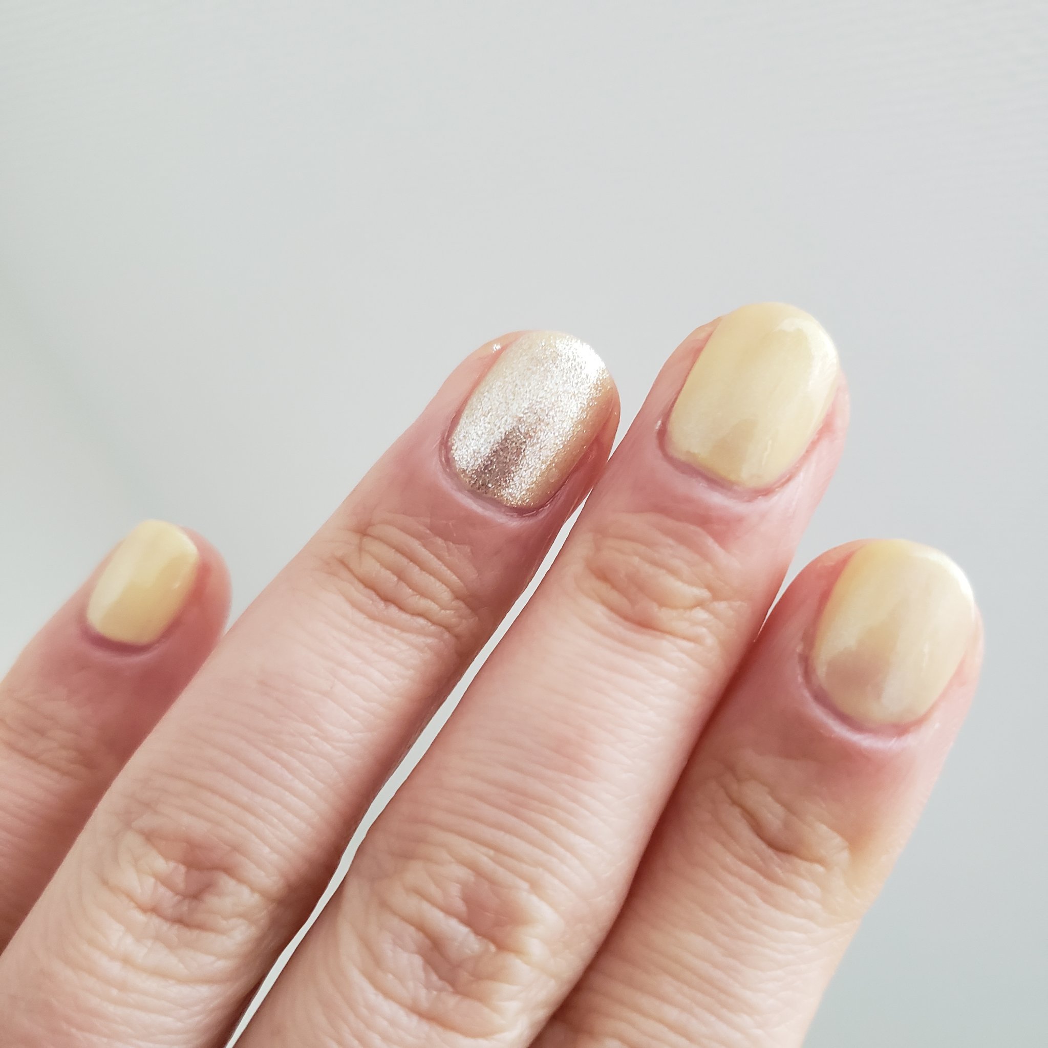 カラフルネイルズ/キャンメイク/マニキュアを使ったクチコミ（3枚目）