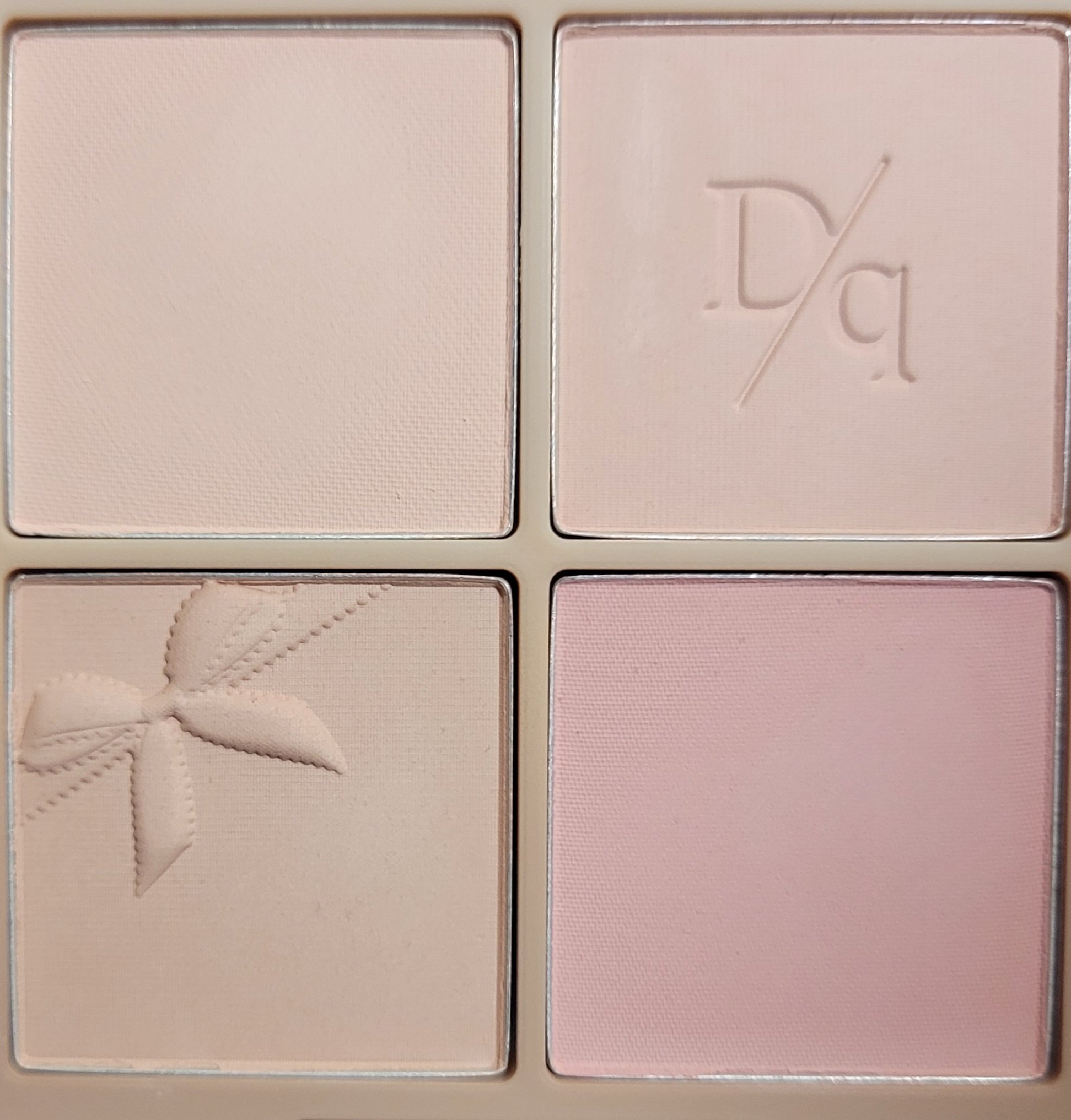 ブレンディングムードチーク/dasique/パウダーチークを使ったクチコミ（3枚目）