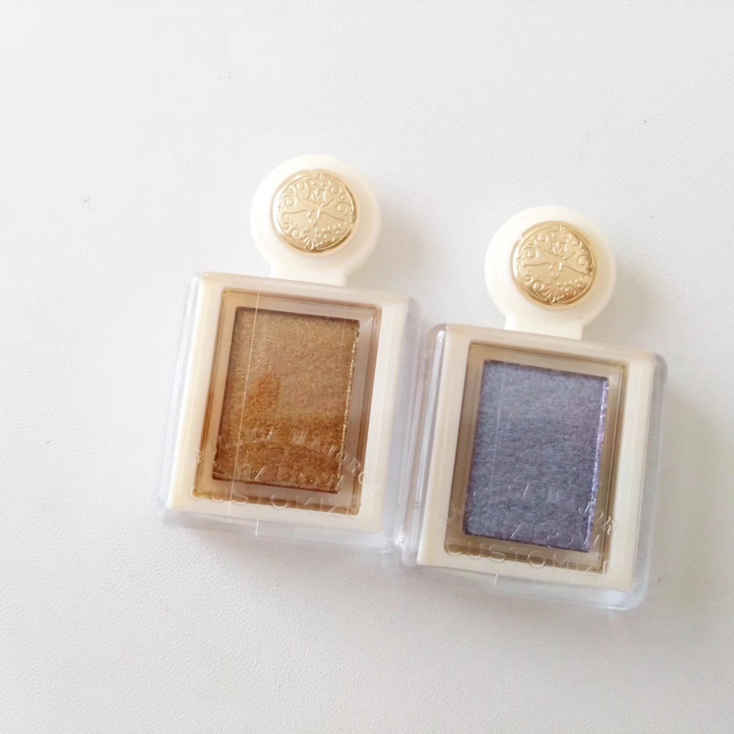 シャドーカスタマイズ　（ブリリアントグリッター）/MAJOLICA MAJORCA/グリッターを使ったクチコミ（2枚目）