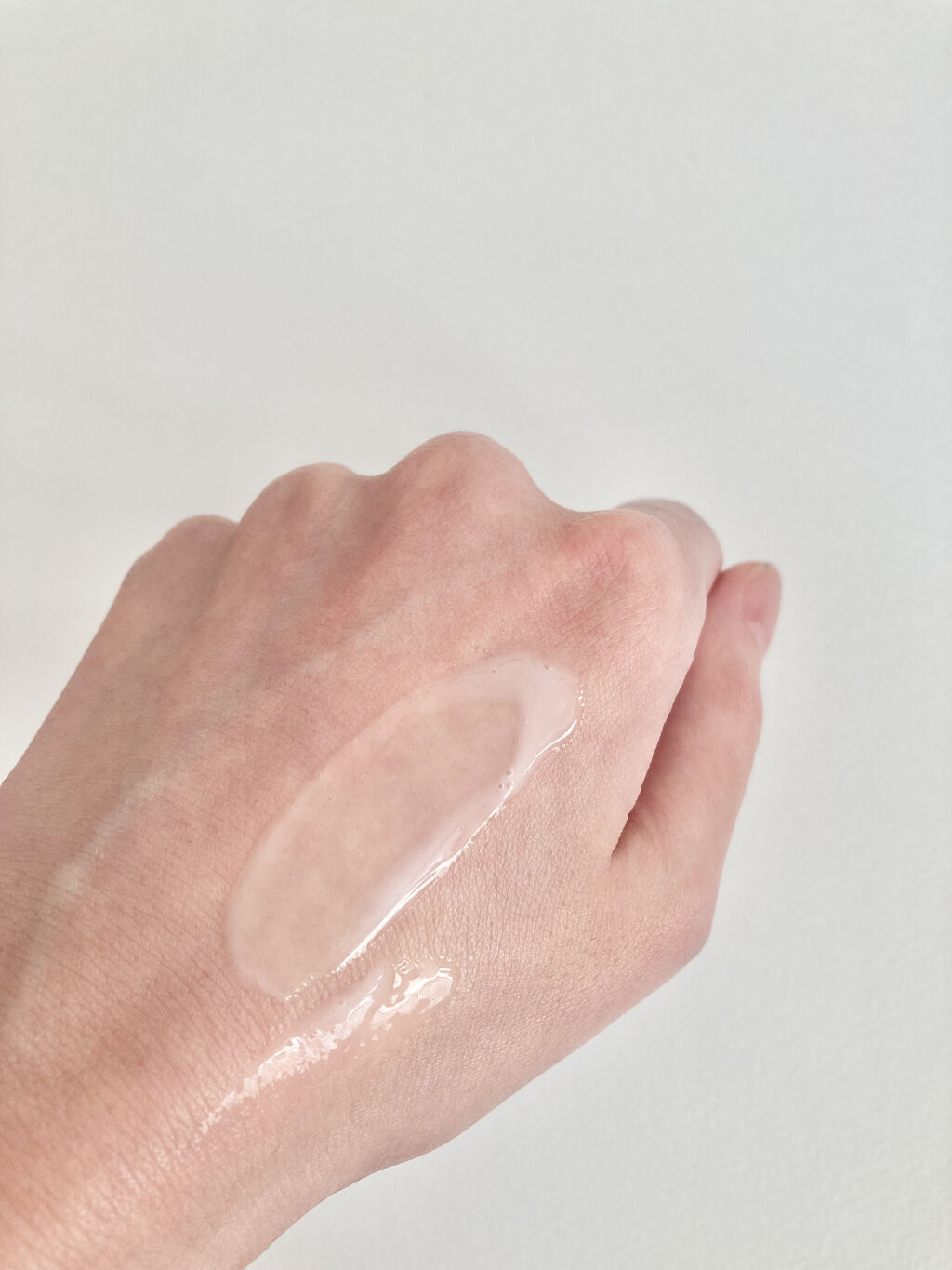 エトヴォス アルティモイストセラムのクチコミ「【評価】
★★★★・・・とっても良い◎リビングの予感

スキンケアはずっとエトヴォスで最近、化.....」（3枚目）