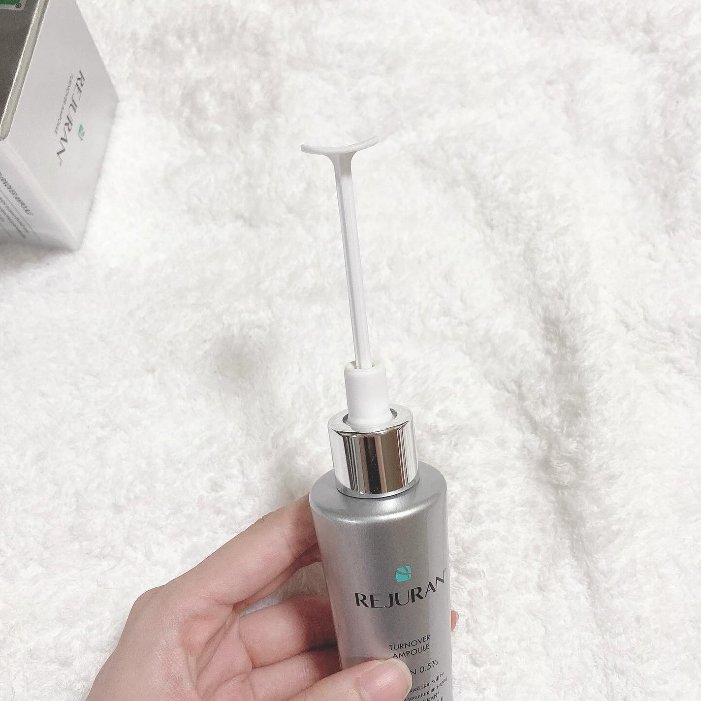 REJURAN ターンオーバーアンプル 30ml/REJURAN COSMETICS/美容液を使ったクチコミ(2枚目)