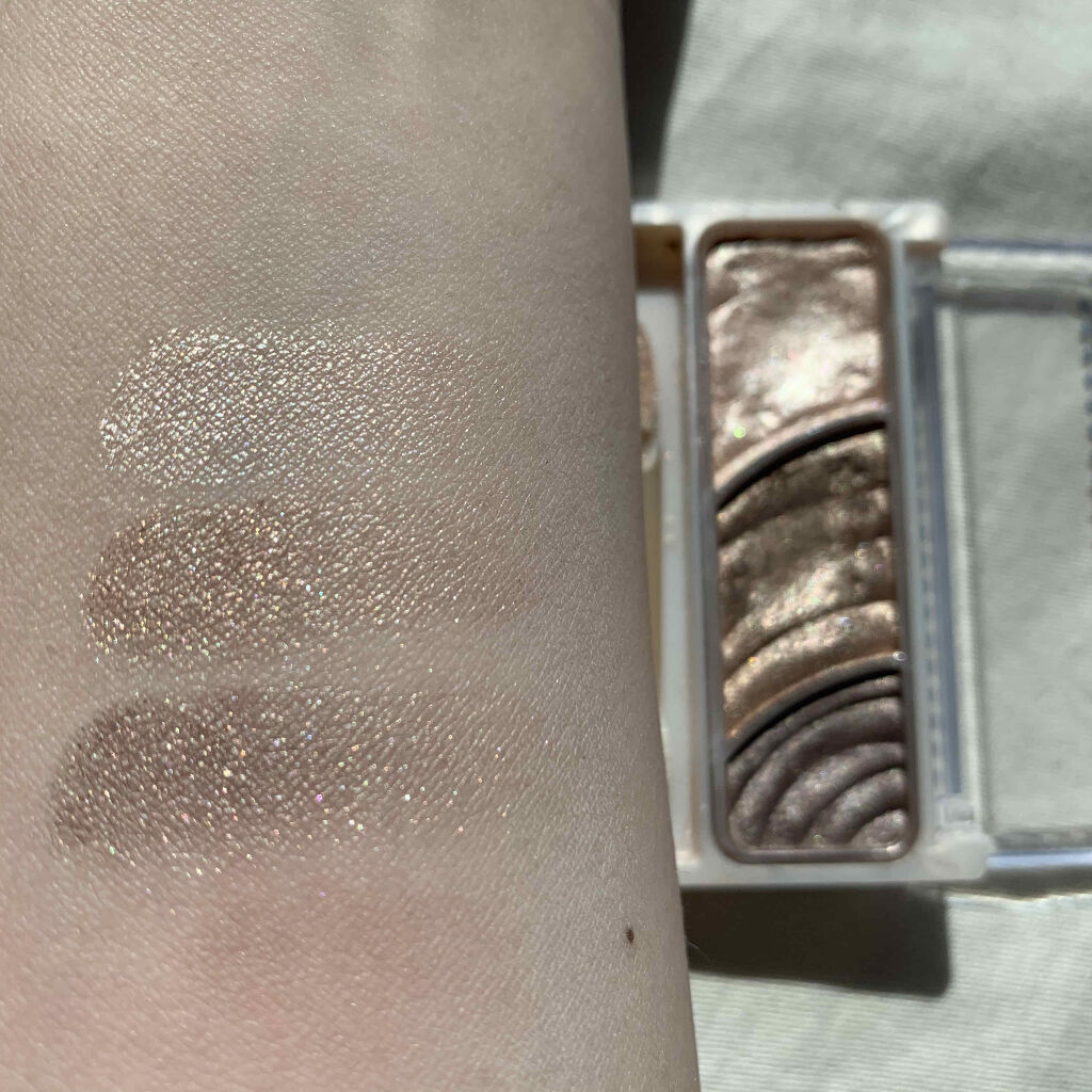 トーンアップアイシャドウ/CEZANNE/アイシャドウパレットを使ったクチコミ（3枚目）