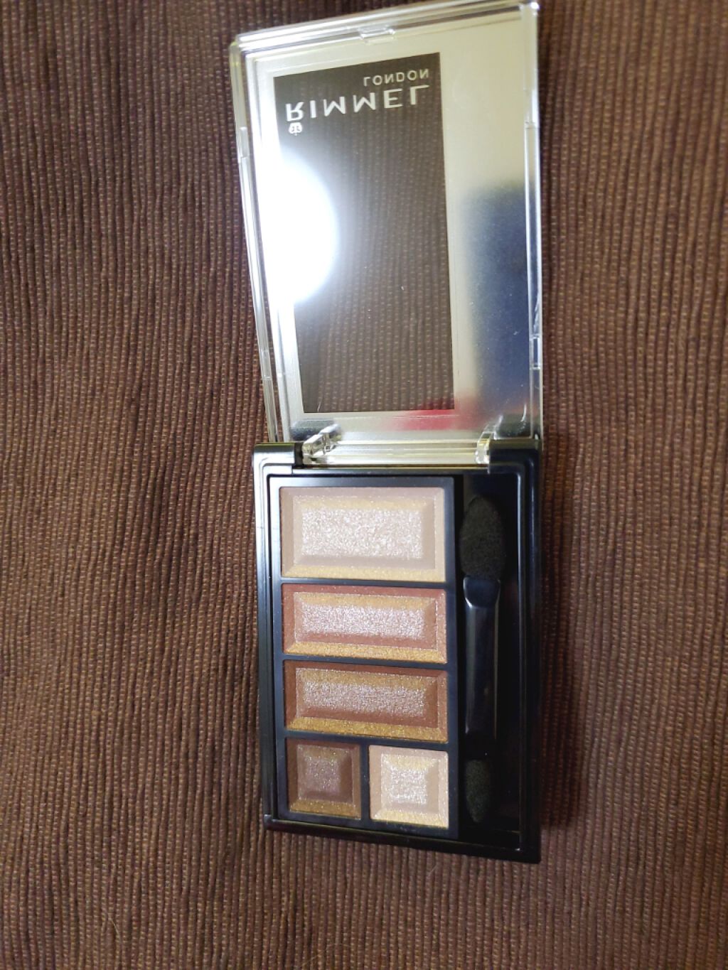ショコラスウィート アイズ/リンメル ロンドン/アイシャドウパレットを使ったクチコミ（2枚目）