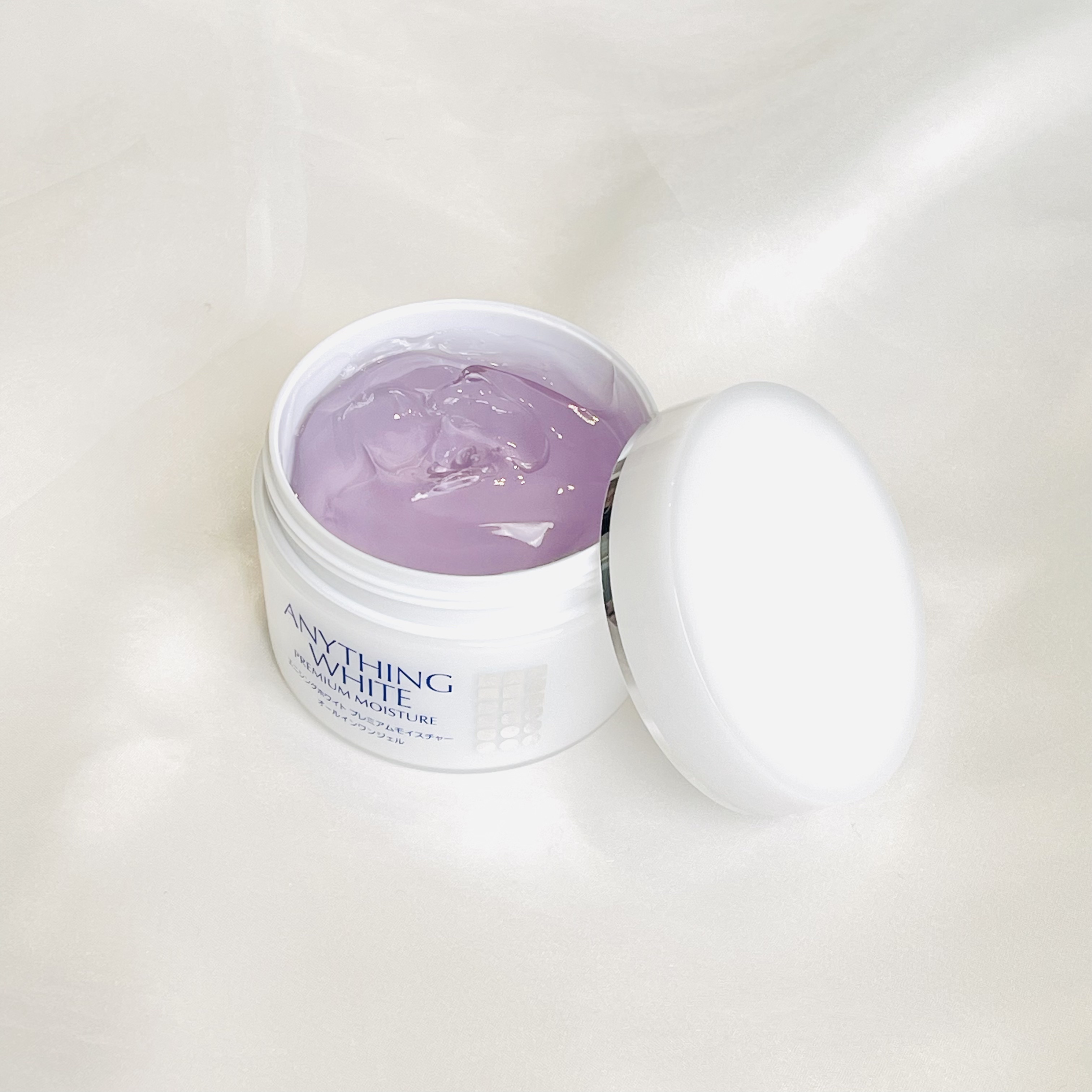 エニシングホワイト プレミアムモイスチャー/エニシングホワイト/オールインワン化粧品を使ったクチコミ（1枚目）