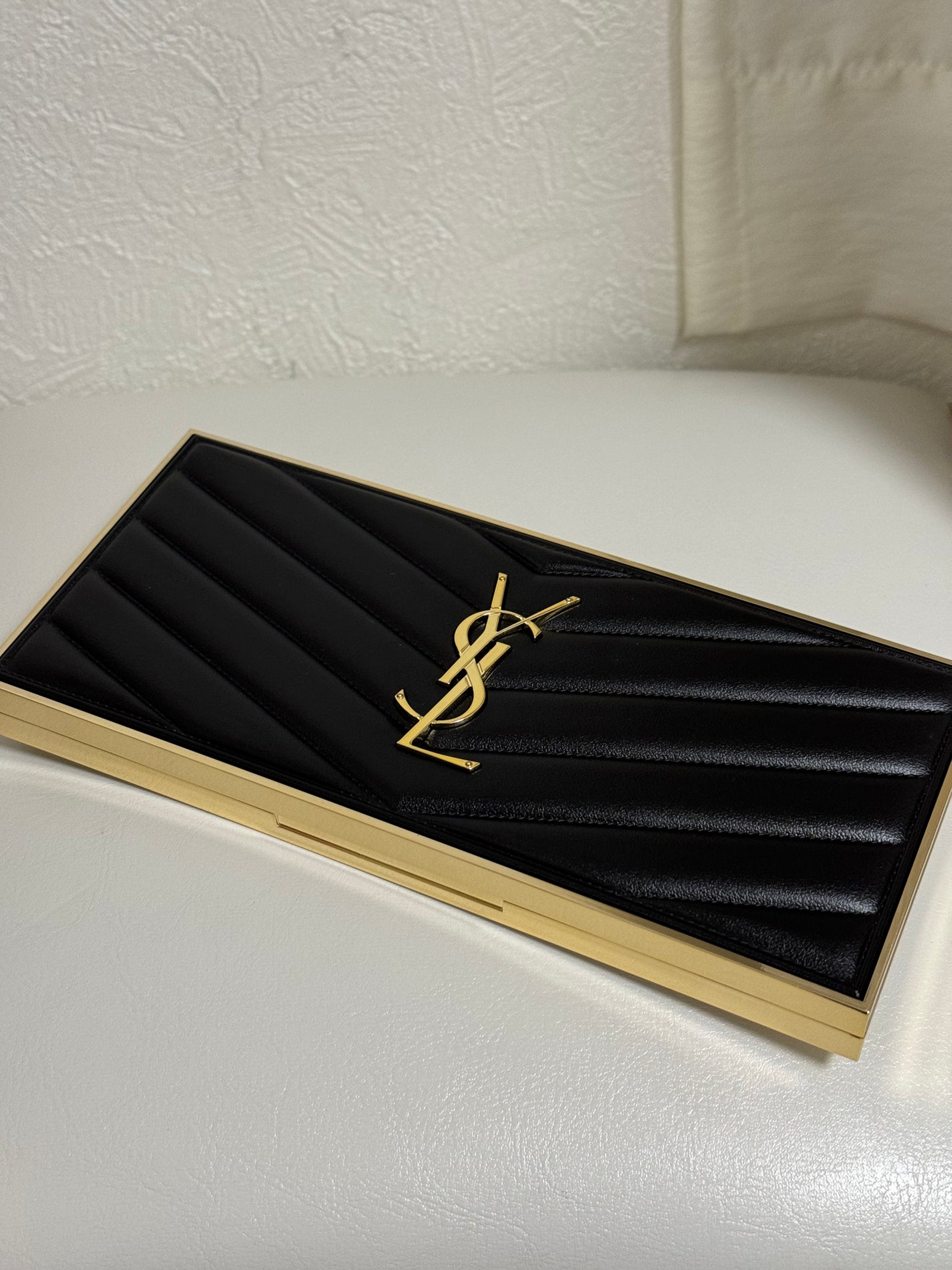 クチュール カラー クラッチ/YVES SAINT LAURENT BEAUTE/アイシャドウパレットを使ったクチコミ(2枚目)