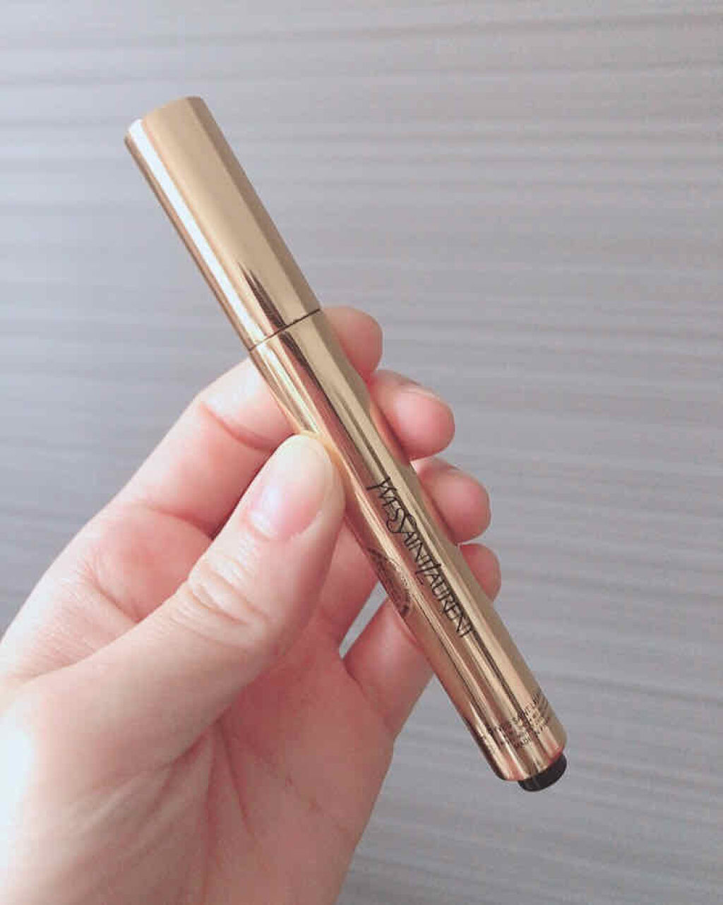 ラディアント タッチ/YVES SAINT LAURENT BEAUTE/リキッドコンシーラーを使ったクチコミ（1枚目）