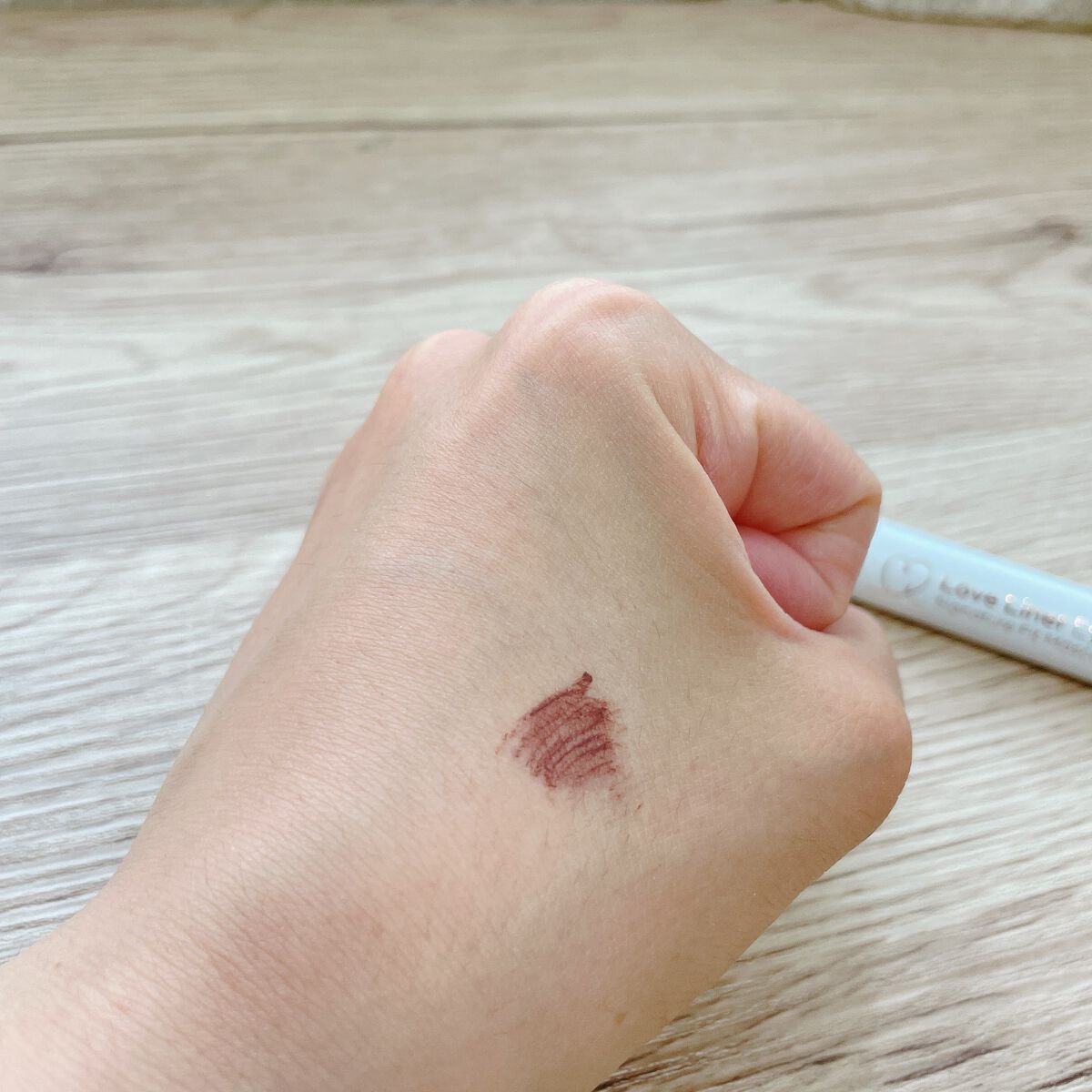 ラブ・ライナー シグネチャーフィットマスカラ<アイブロウ>/ラブ・ライナー/眉マスカラを使ったクチコミ(3枚目)