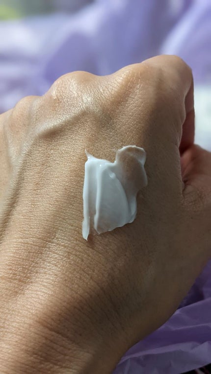 モイスチャライジングプレシャスフェイスクリーム/yayoi/フェイスクリームを使ったクチコミ(3枚目)