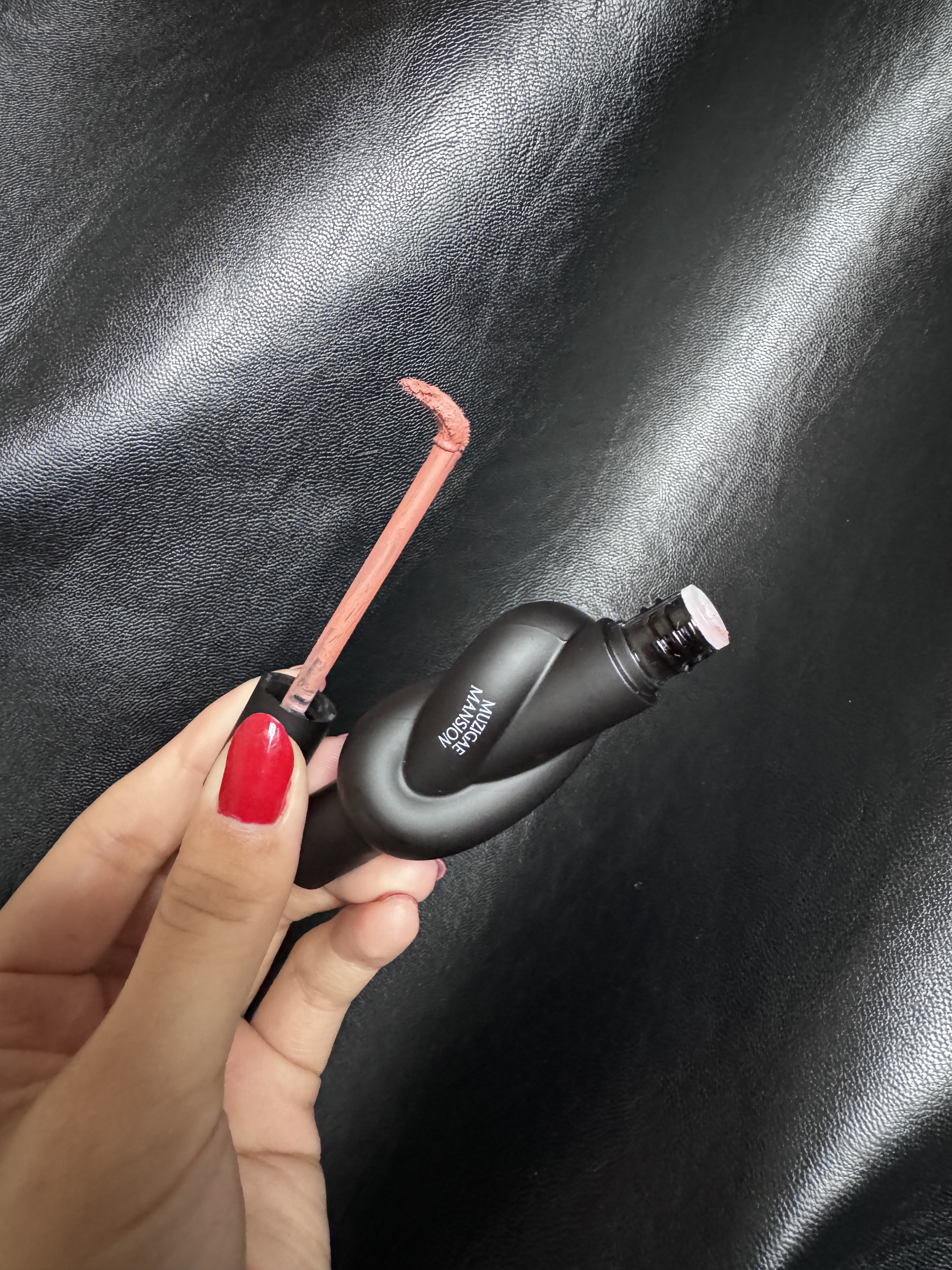 タイアップカバーティント/MUZIGAE MANSION/リップティントを使ったクチコミ（2枚目）