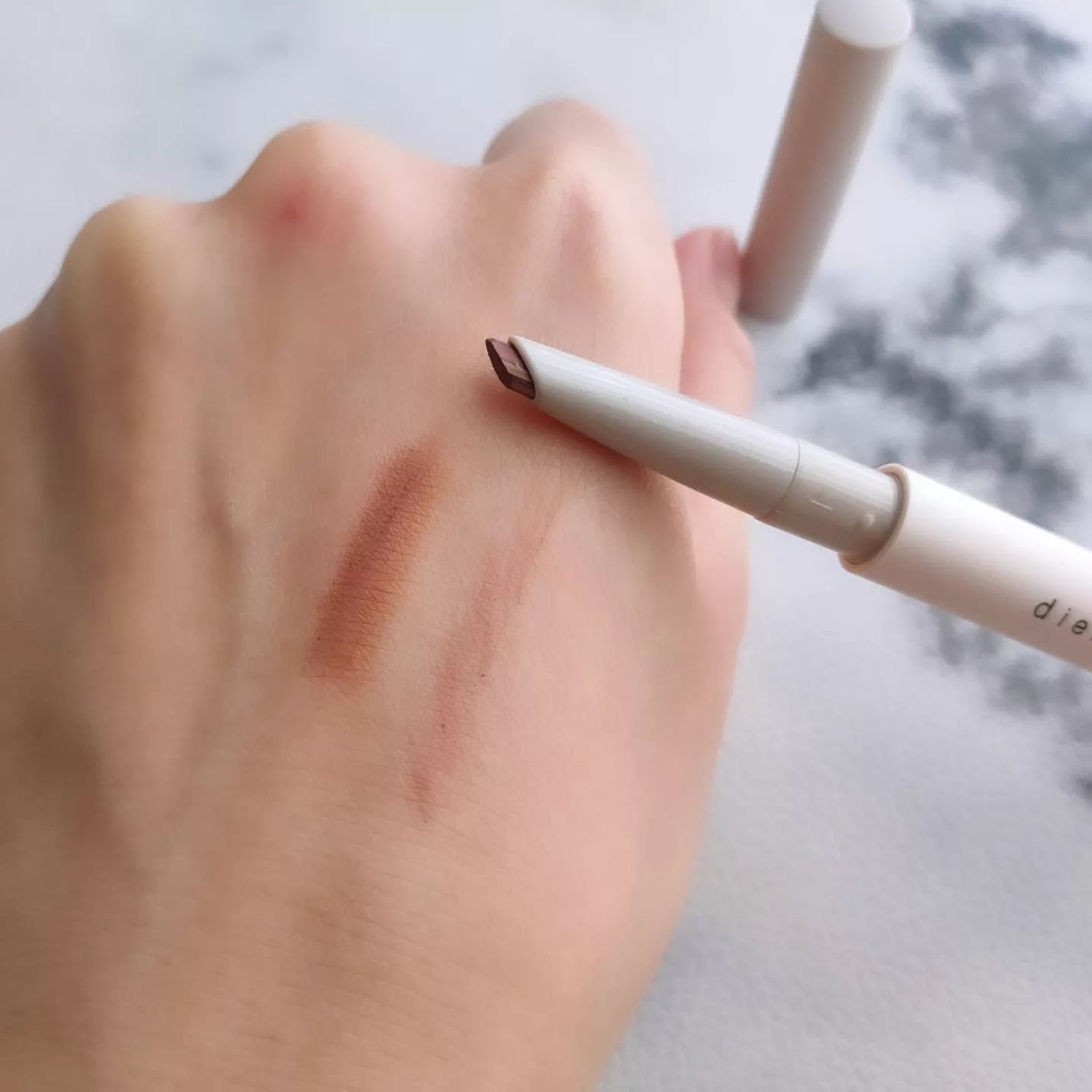 カラーブレンドアイブローペンシル/ディエム クルール/アイブロウペンシルを使ったクチコミ(5枚目)