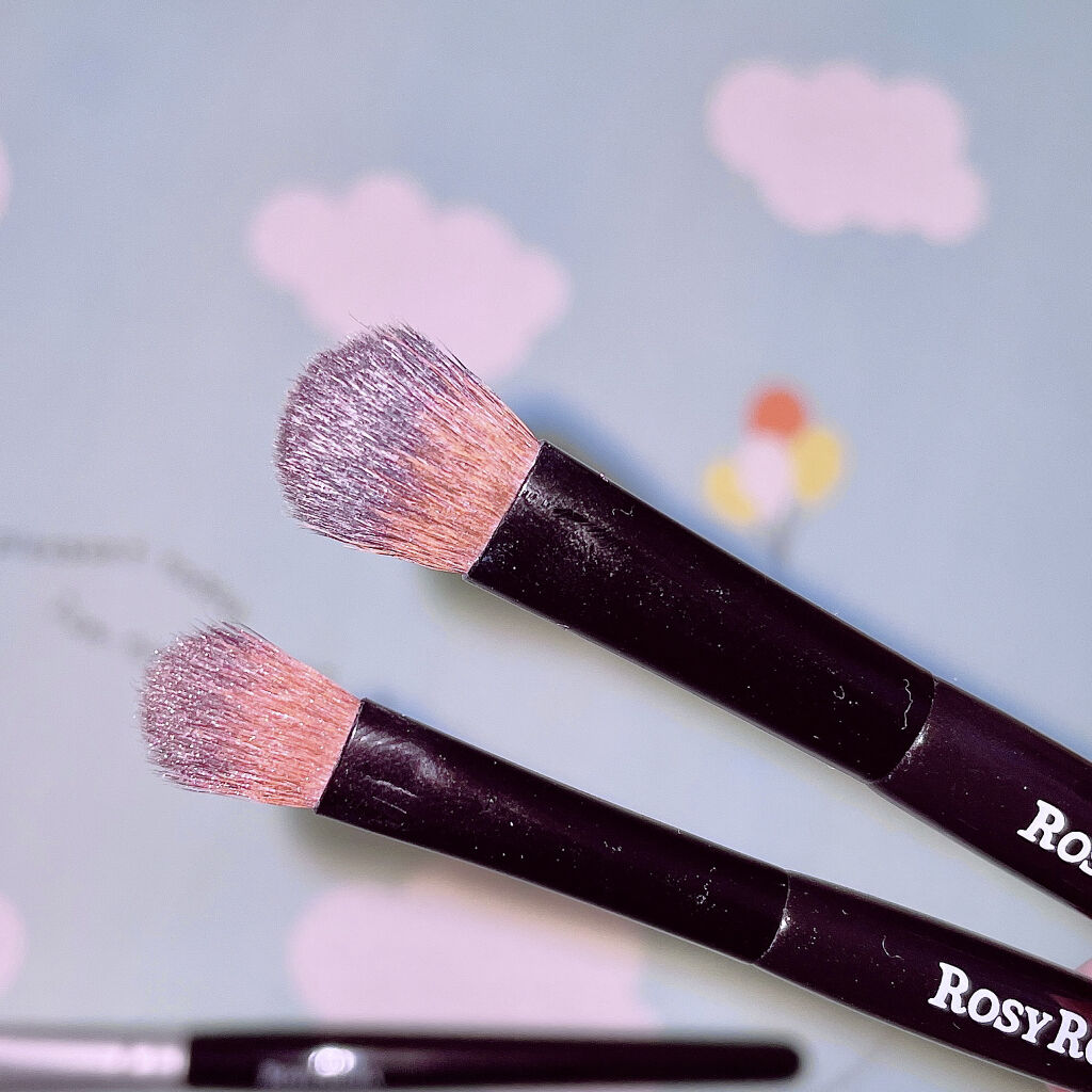 ハイライトブラシ/ロージーローザ/メイクブラシを使ったクチコミ（3枚目）