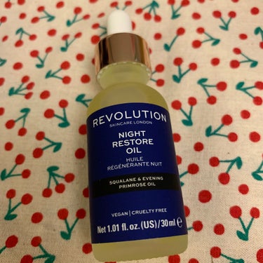 Revolution skincare night restore squalene & evening primrose oil/MAKEUP REVOLUTION/フェイスオイルを使ったクチコミ（3枚目）