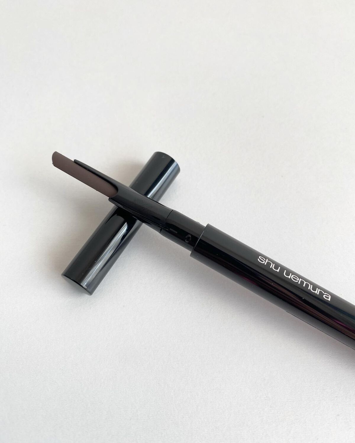 shu uemura ブロー スウォードナギナタのクチコミ「シュウ ウエムラ

ブロー スウォードナギナタ

名前の様に、
なぎなたの形のアイブロウ
シャ.....」（2枚目）