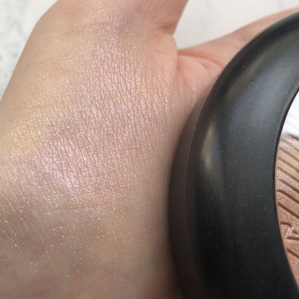 エクストラ ディメンション スキンフィニッシュ アイスド アプリコット /M・A・C/プレストパウダーを使ったクチコミ（3枚目）