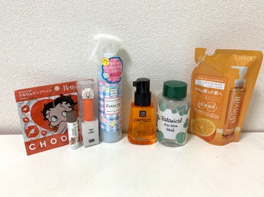 アエナ購入品です！
たまたま近くにあったので寄ってみました☀️

ここはとにかくコスメが安いんですよ！！！
本当にこの値段でいいのってぐらい安いです🤭

では、購入した物を紹介していきます👜

・mis