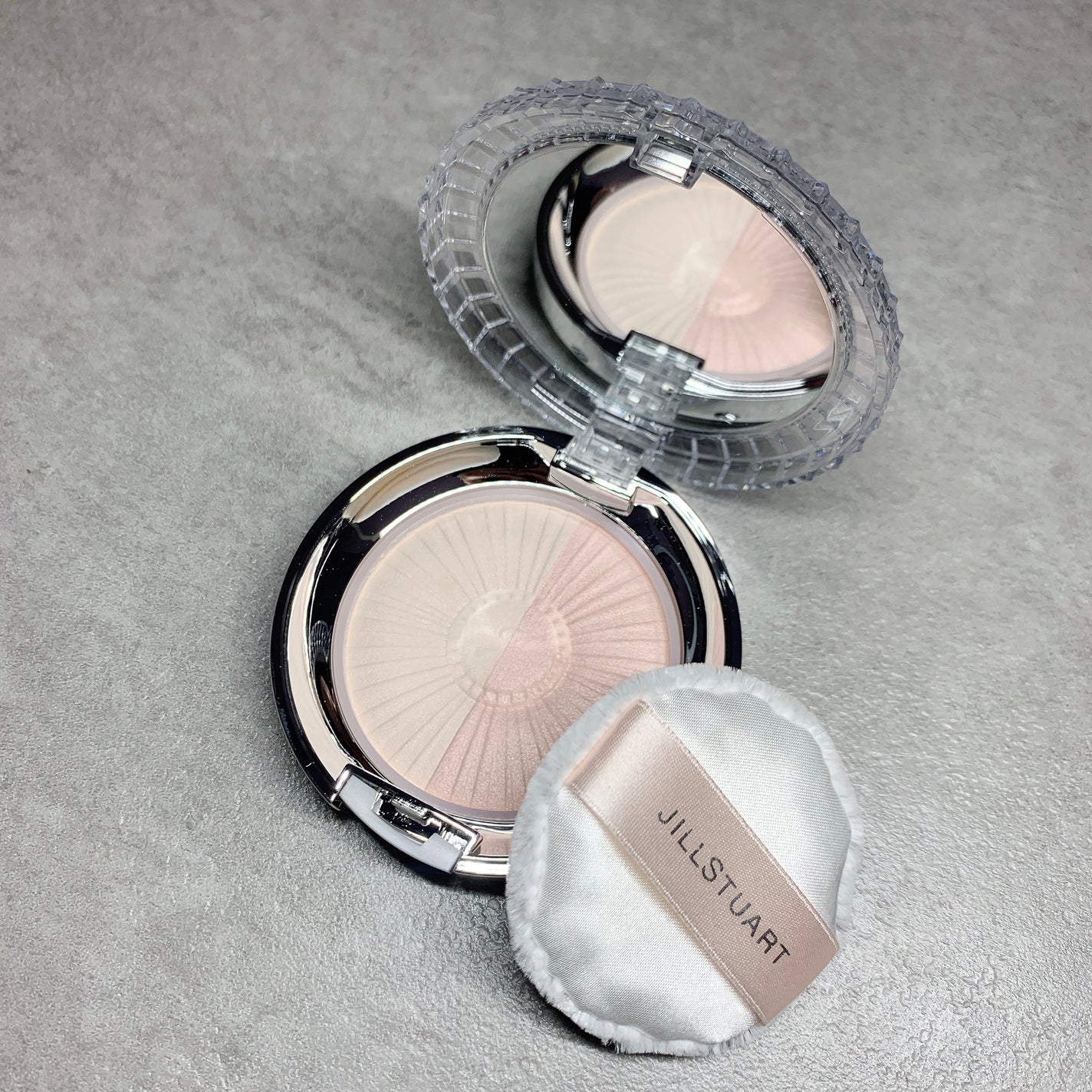 デュアル ルーセントグロウ セッティングパウダー/JILL STUART/プレストパウダーを使ったクチコミ(5枚目)