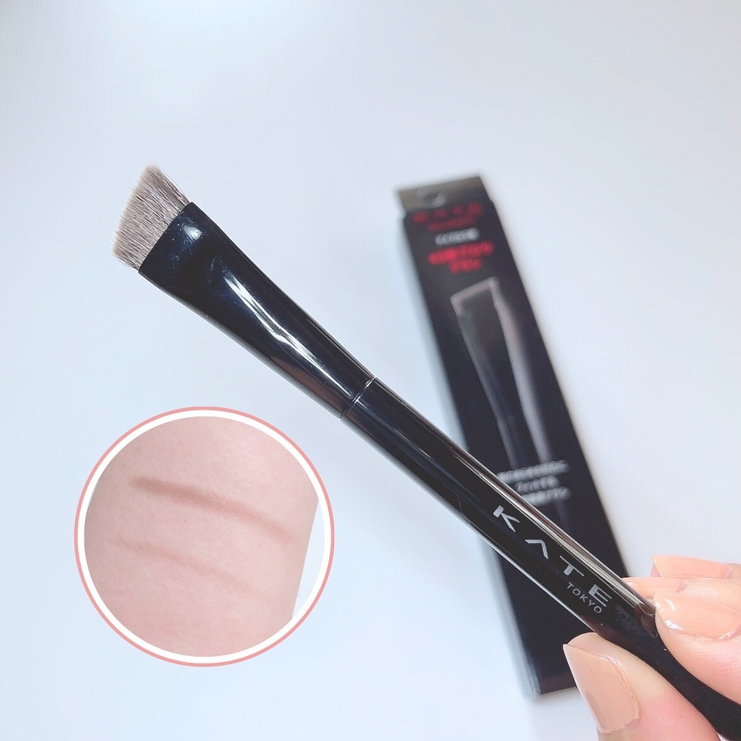 マルチシェーディングブラシ/KATE/メイクブラシを使ったクチコミ（2枚目）