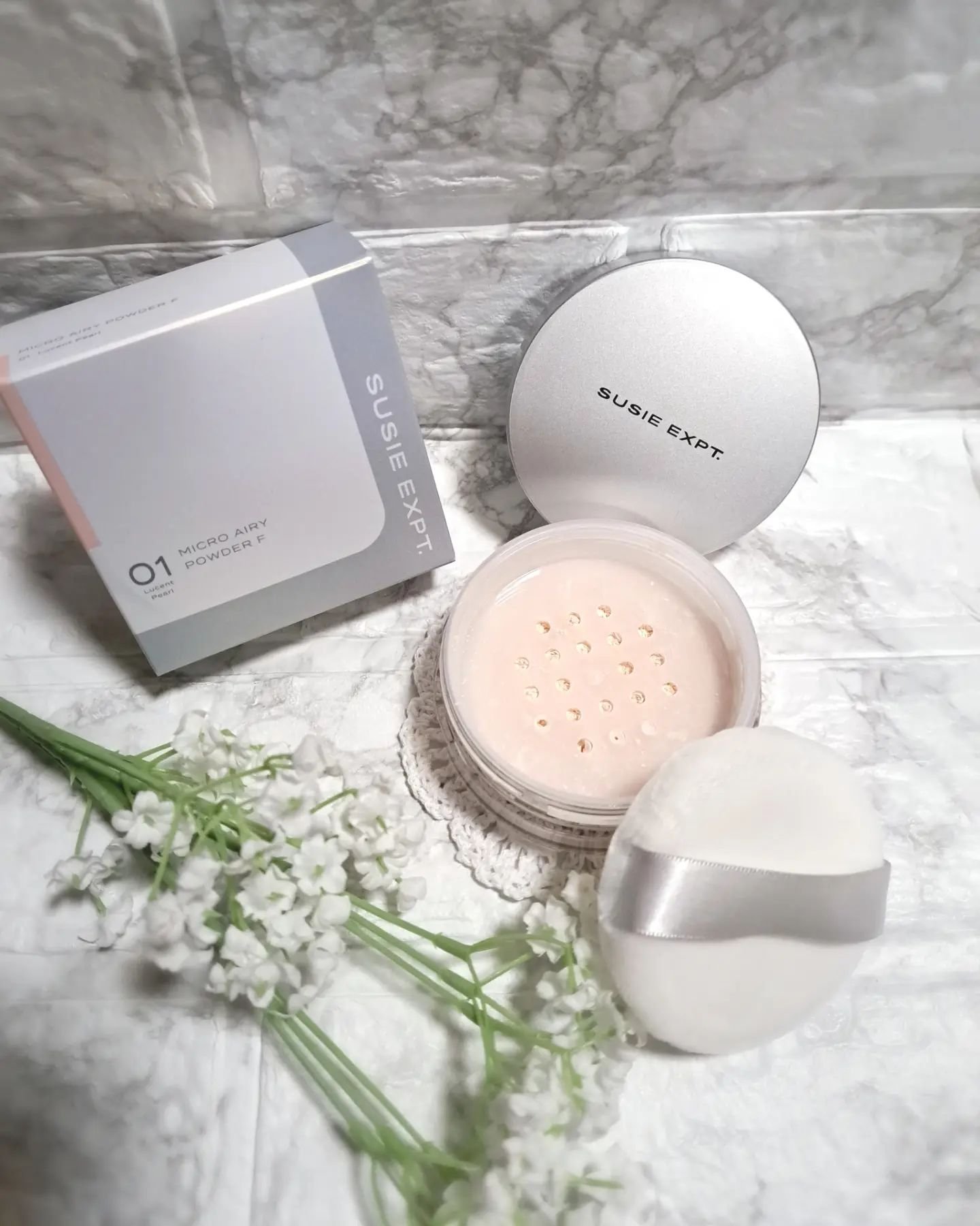 スージー エキスパート マイクロエアリーパウダーＦ/SUSIE N.Y./ルースパウダーを使ったクチコミ（3枚目）