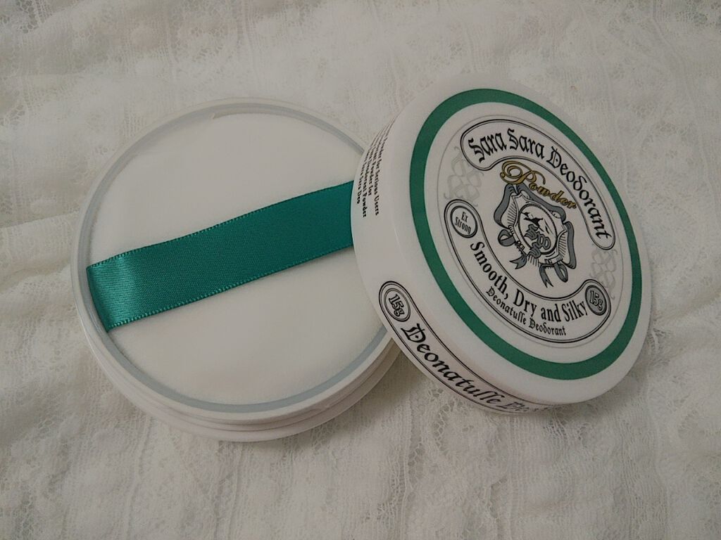 薬用さらさらデオドラントパウダー/デオナチュレ/デオドラント・制汗剤を使ったクチコミ(2枚目)