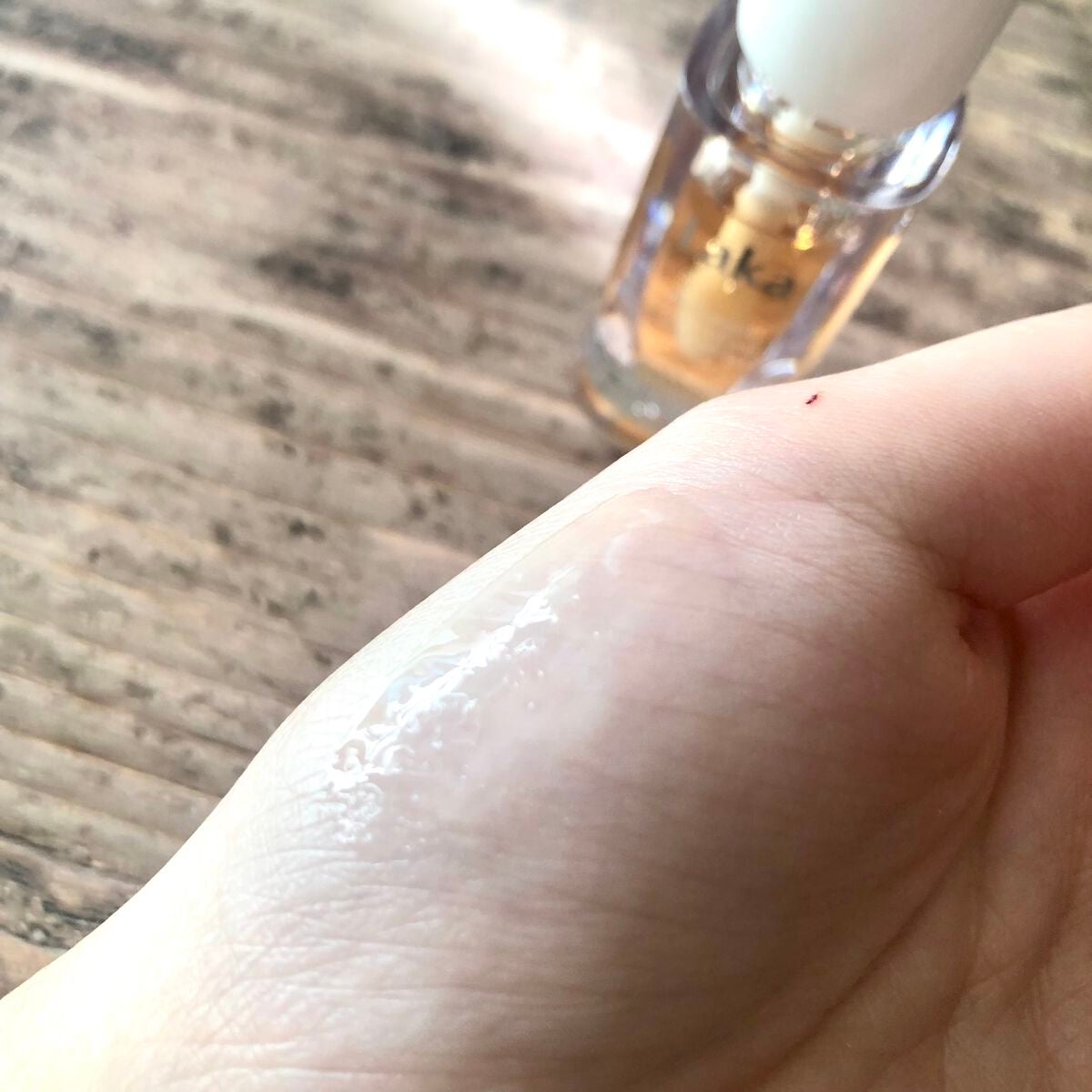 スージングヴィーガンリップオイル/Laka/リップオイルを使ったクチコミ(6枚目)