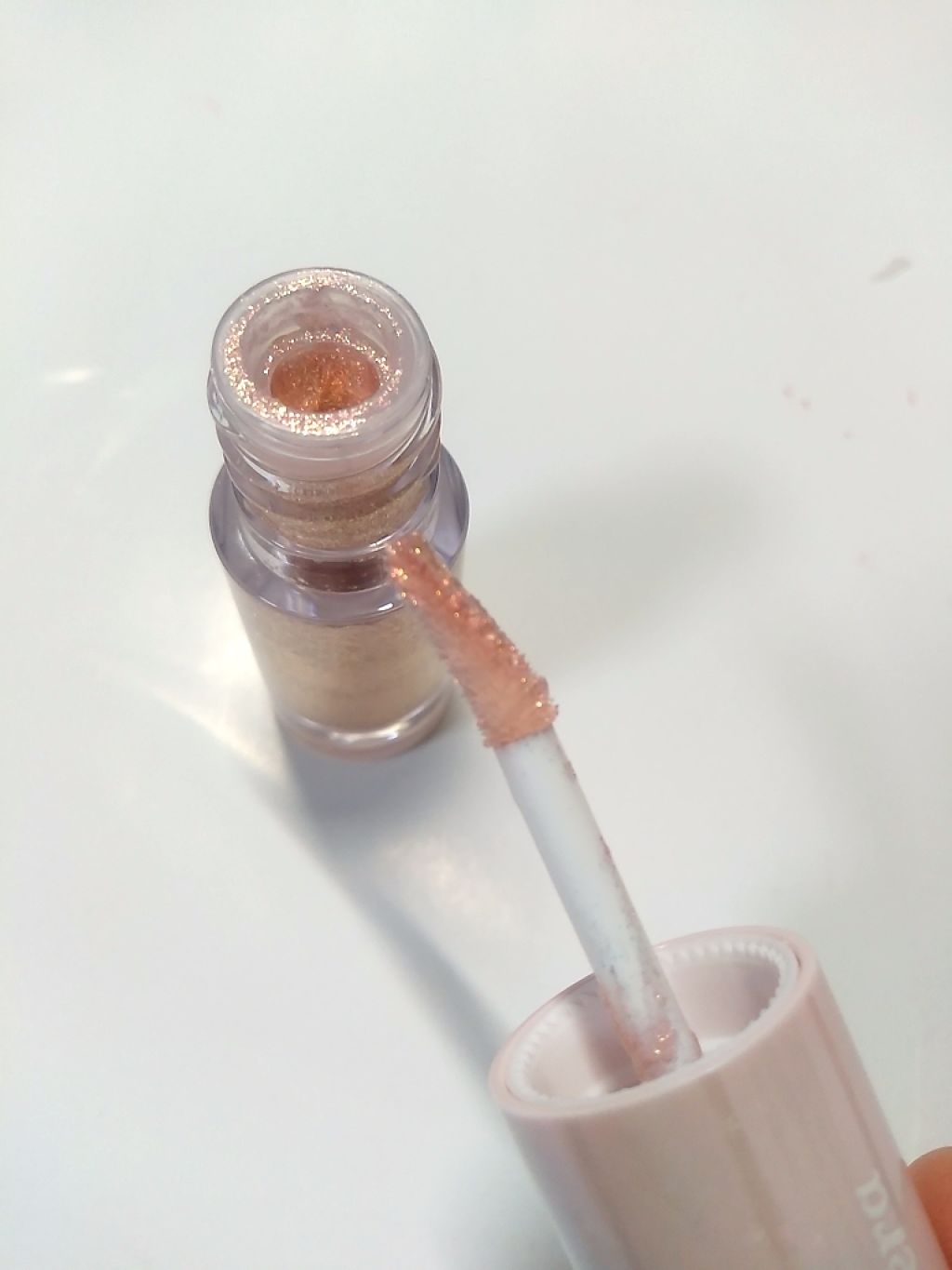 シュガー トゥインクル リキッド シャドウ/PERIPERA/リキッドアイシャドウを使ったクチコミ(3枚目)