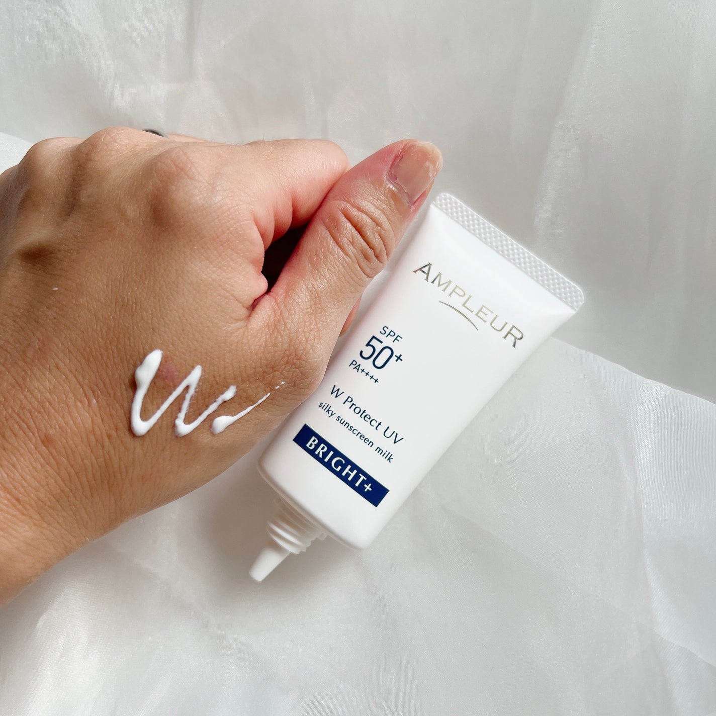 アンプルール WプロテクトUV ブライト+/アンプルール/日焼け止めミルクを使ったクチコミ(2枚目)