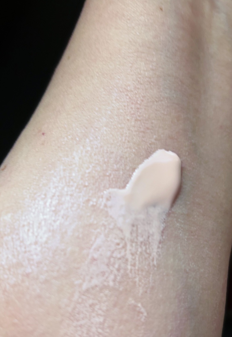 ウォータフルトーンアップサンクリーム/ダルバ/日焼け止めクリームを使ったクチコミ（3枚目）