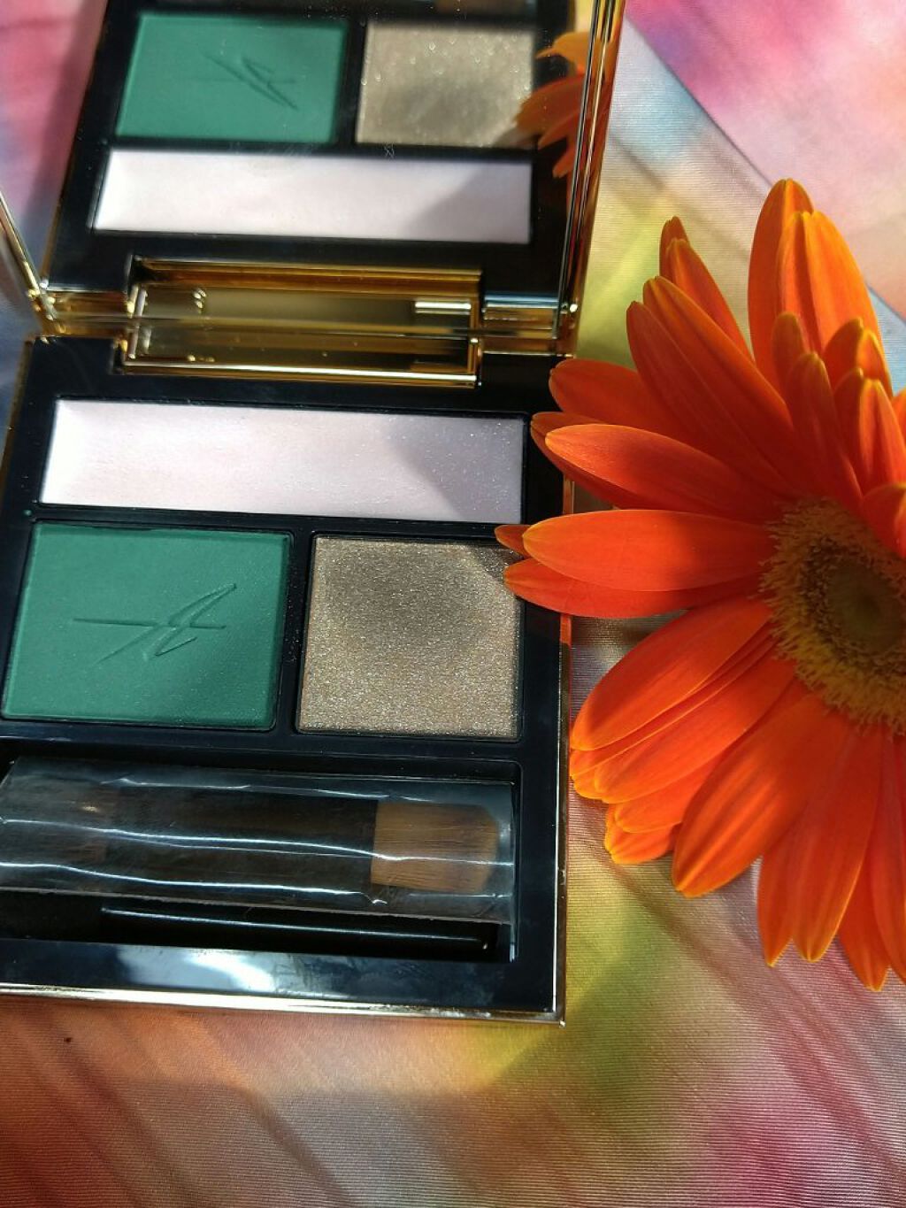 ニュアンス アイシャドウ/OSAJI/単色アイシャドウを使ったクチコミ（2枚目）