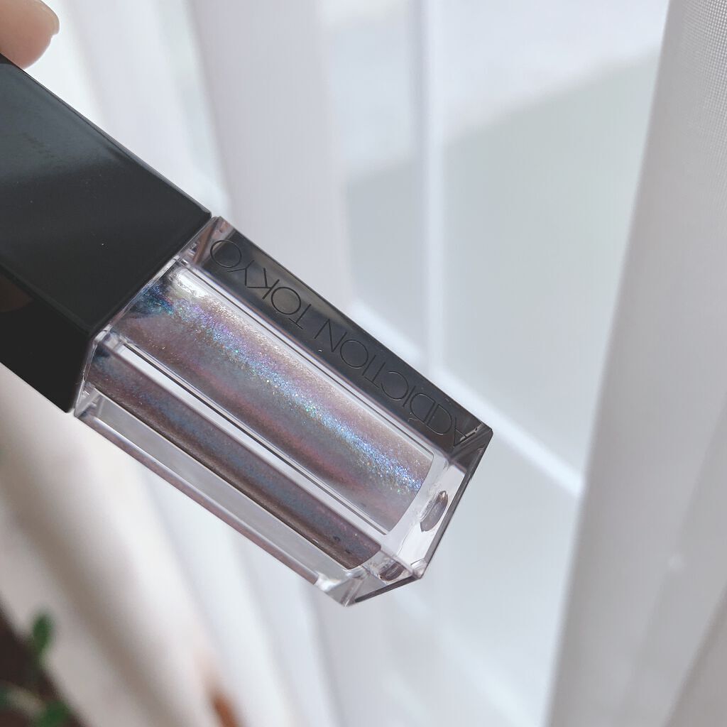 ザ リキッド アイシャドウ　ウルトラスパークル 101 Platinum Mine/ADDICTION/リキッドアイシャドウを使ったクチコミ（3枚目）