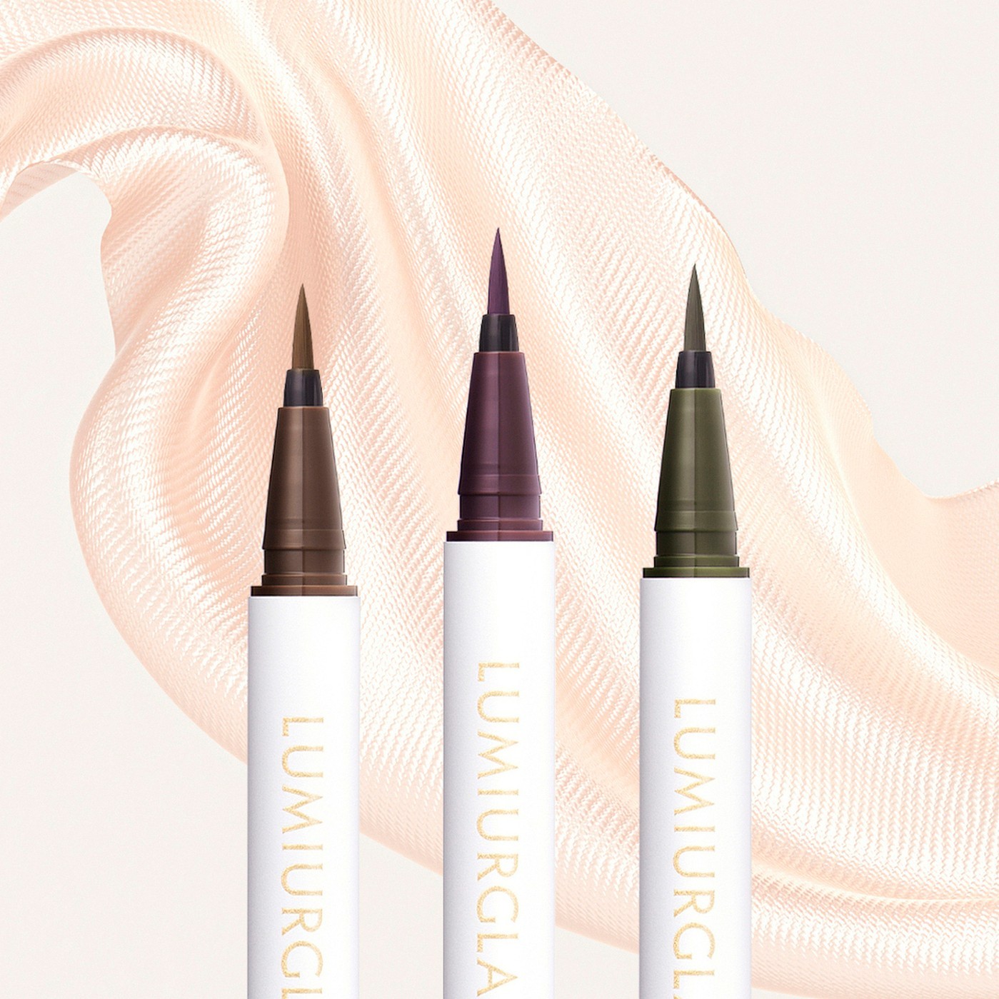 ベルベットライナー/LUMIURGLAS/リキッドアイライナーを使ったクチコミ（1枚目）