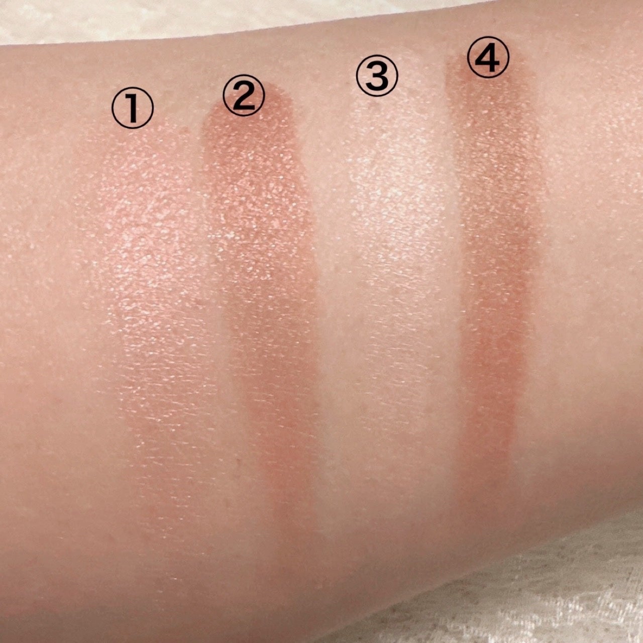 アイカラー4色タイプ/無印良品/アイシャドウパレットを使ったクチコミ(3枚目)