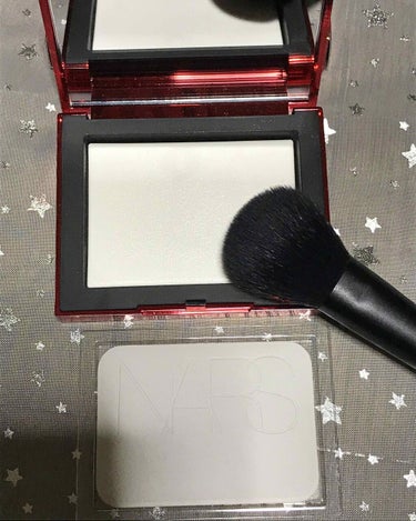 ライトリフレクティングセッティングパウダー　プレスト　N/NARS/プレストパウダーを使ったクチコミ（2枚目）