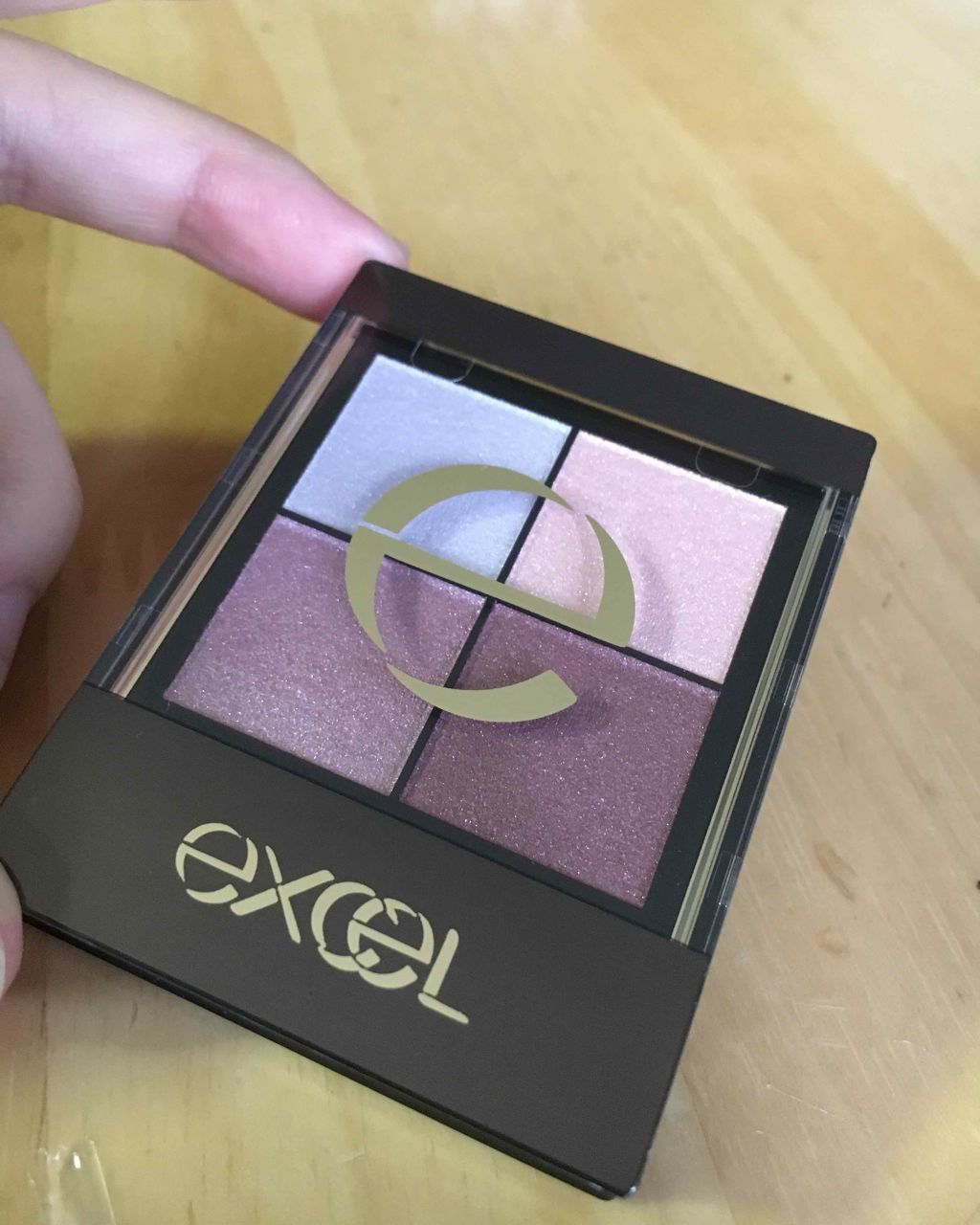 リアルクローズシャドウ/excel/アイシャドウパレットを使ったクチコミ（1枚目）