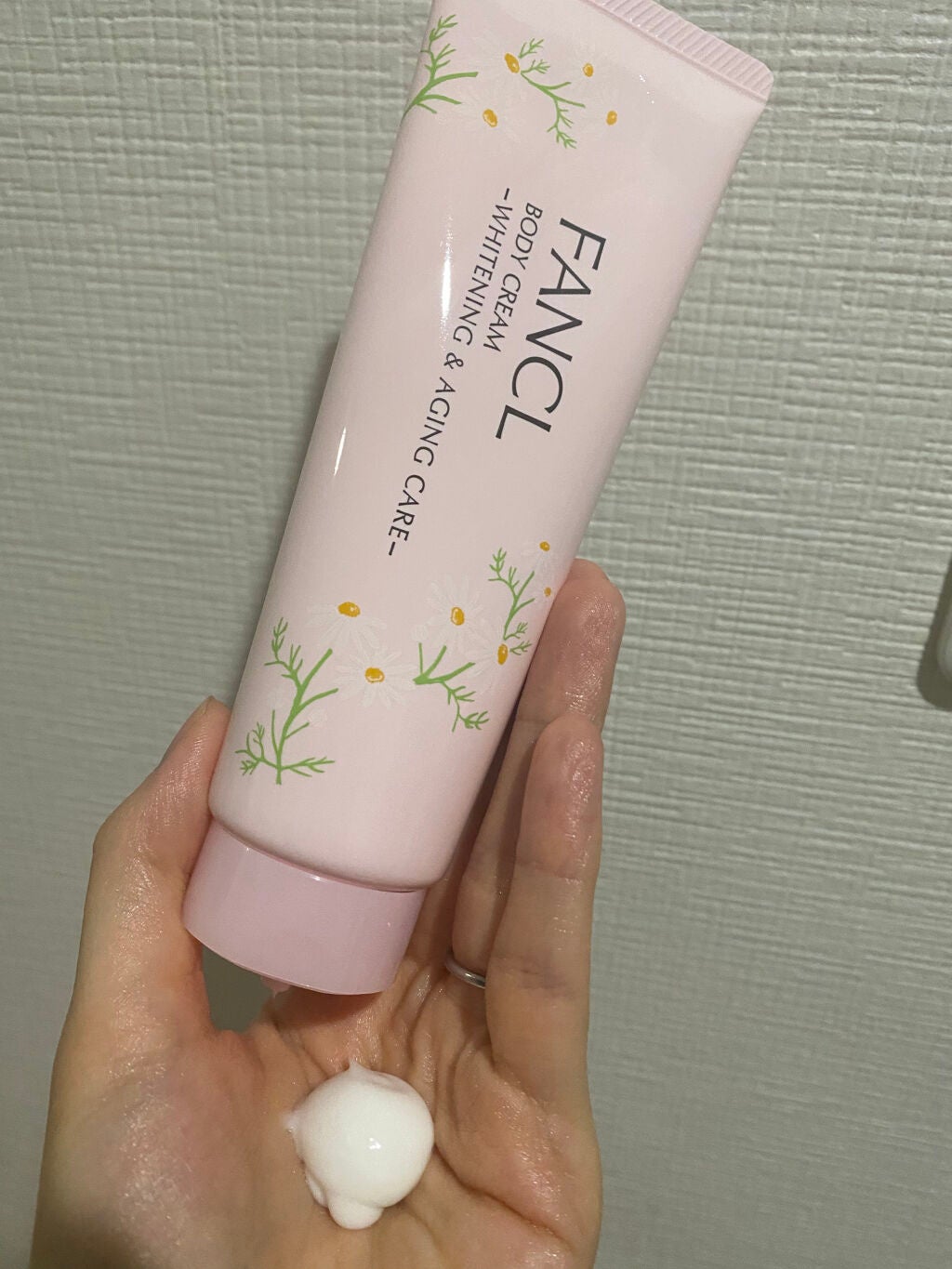 ボディミルク ブライトニング&エイジングケア<医薬部外品>/ファンケル/ボディミルクを使ったクチコミ(3枚目)