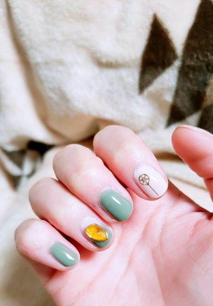 カラフルネイルズ/キャンメイク/マニキュアを使ったクチコミ(2枚目)