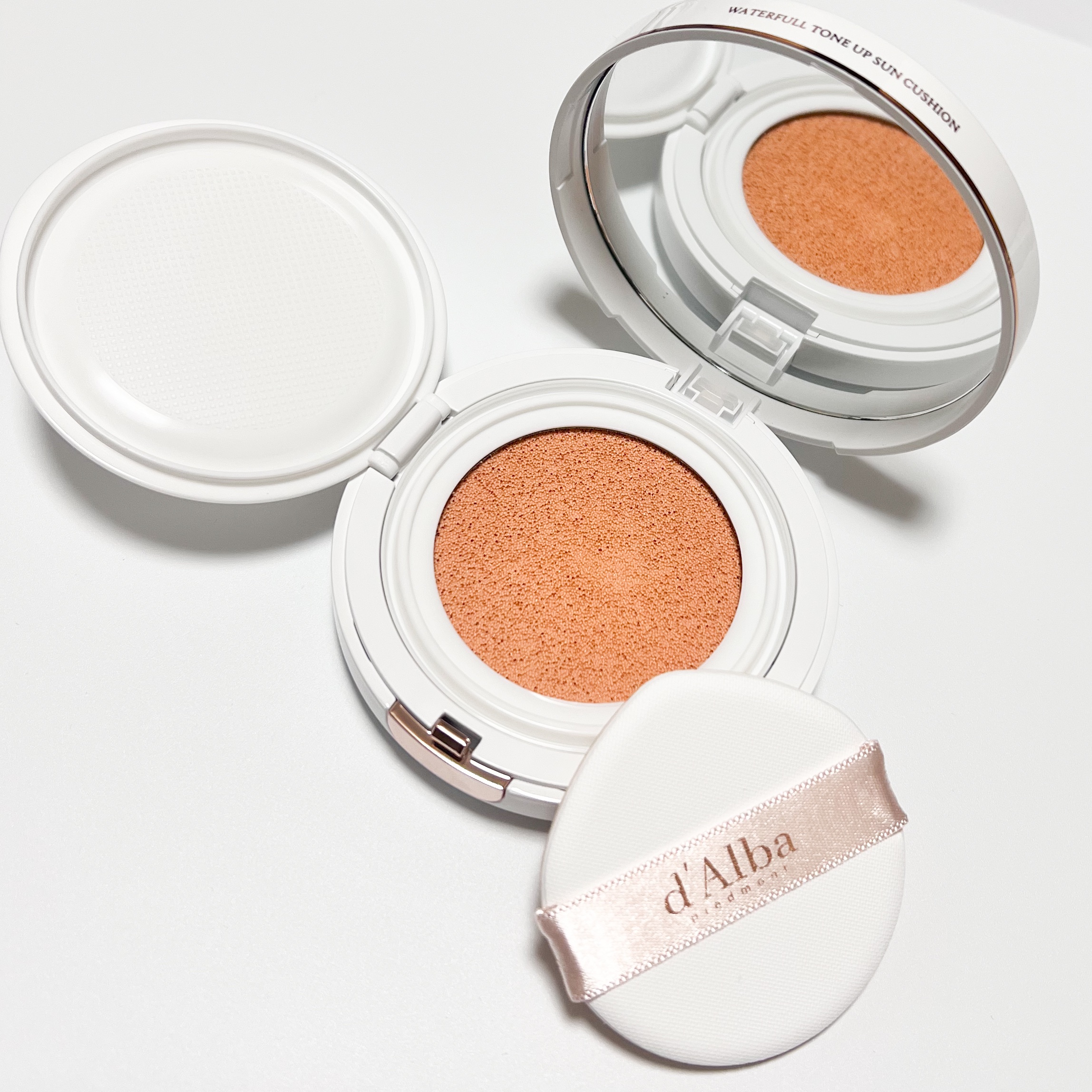 ウォータフルトーンアップサンクッション/ダルバ/化粧下地を使ったクチコミ（2枚目）